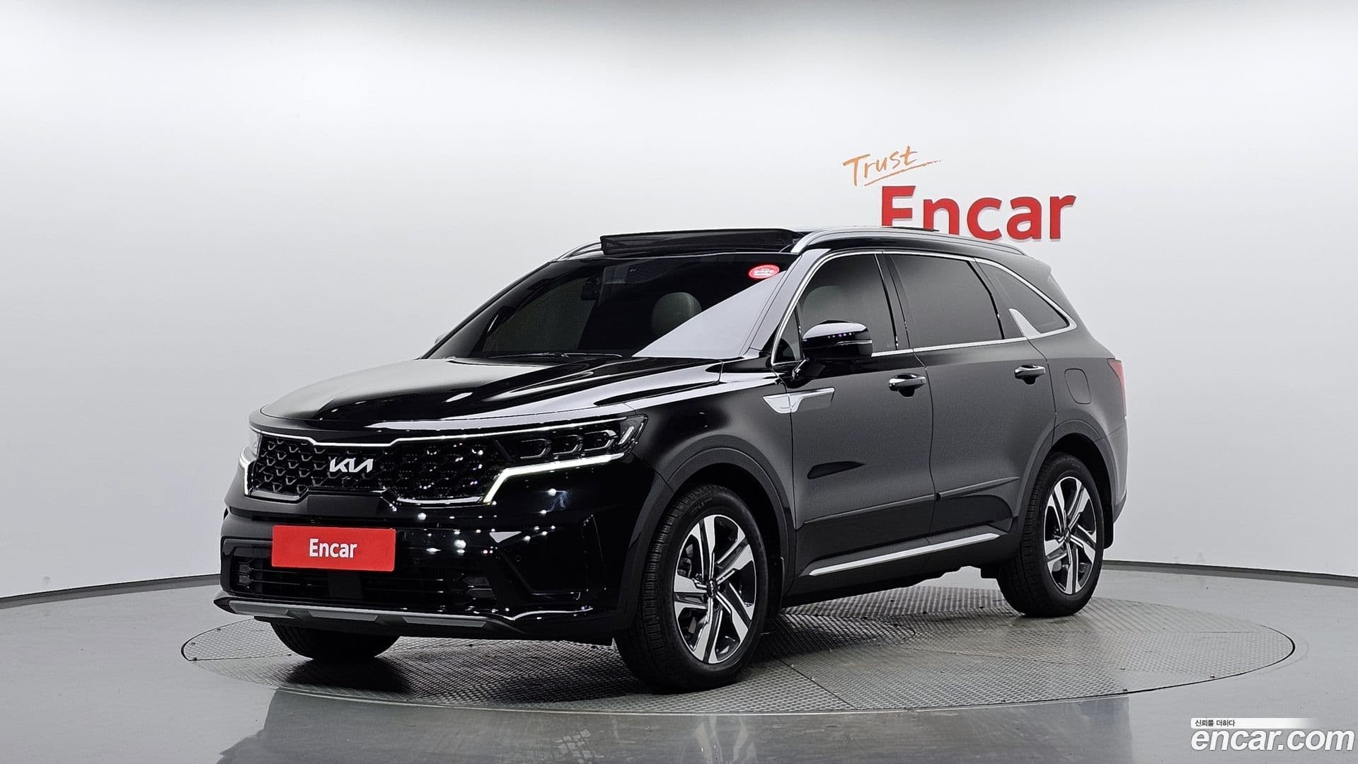 Main__Slider__Photo:Sorento Kia 2021.8-0