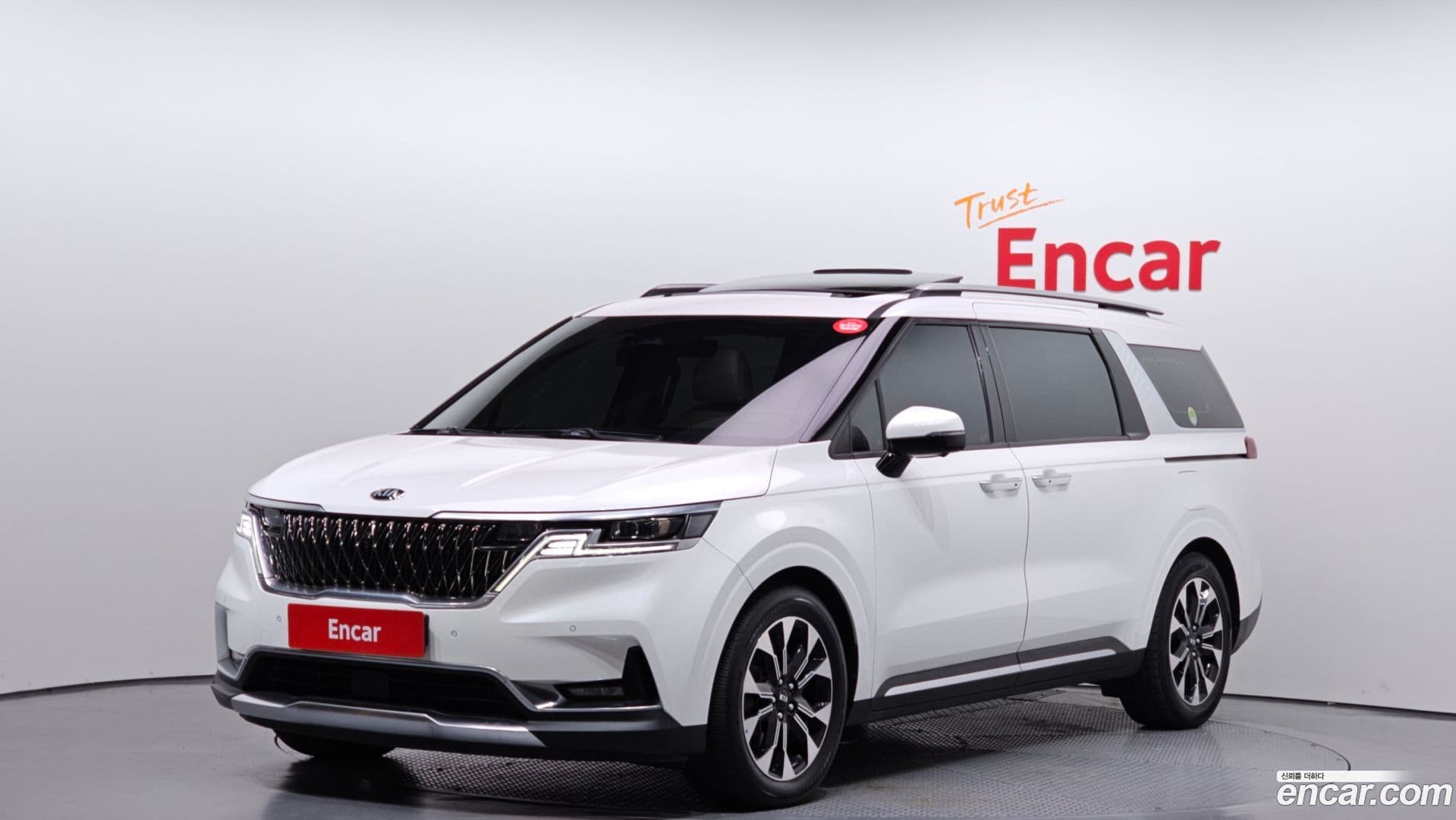Main__Slider__Photo:Canival Kia 2020.10-0