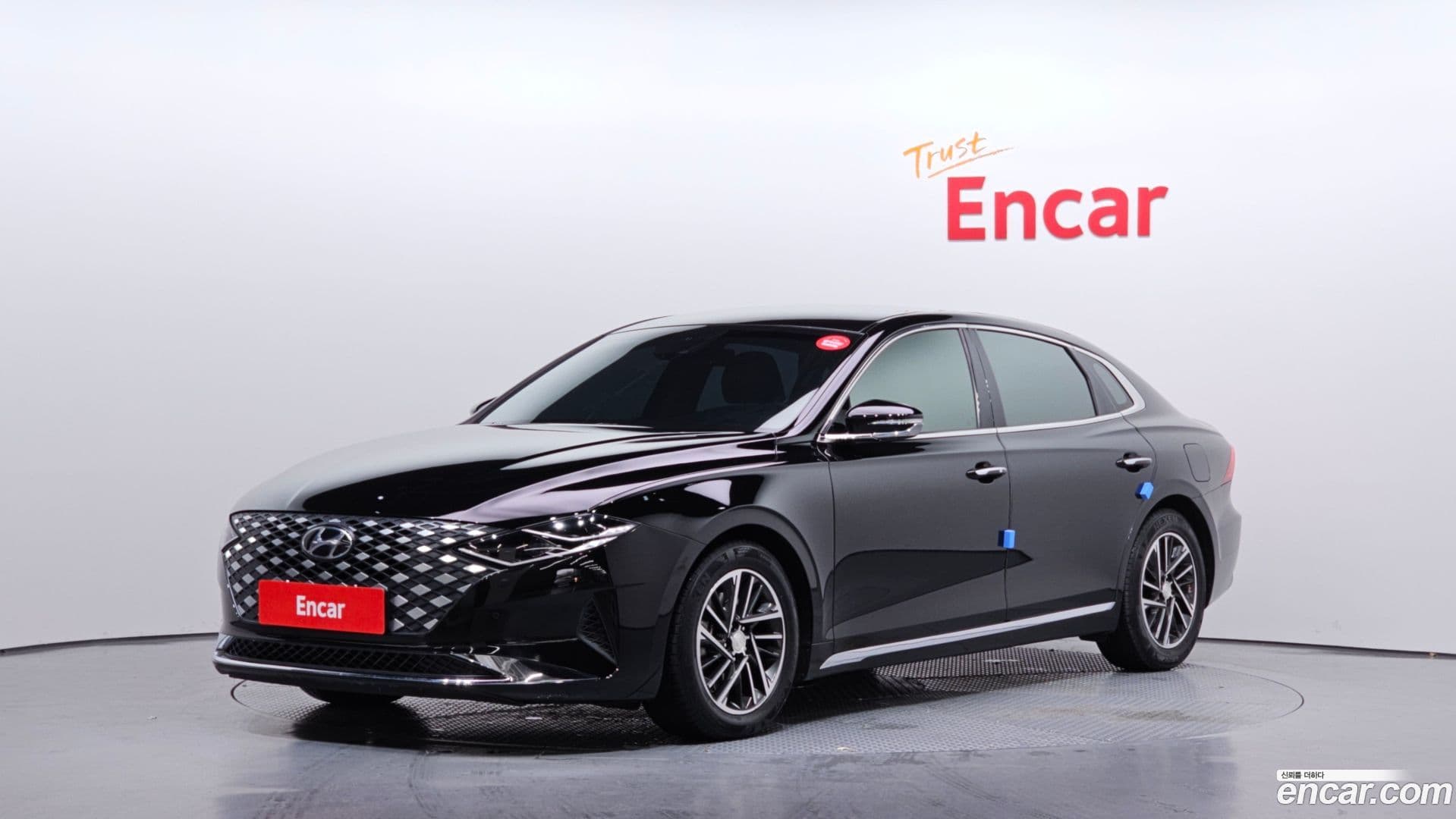 Main__Slider__Photo:Grandeur Hyundai 2021.0-0