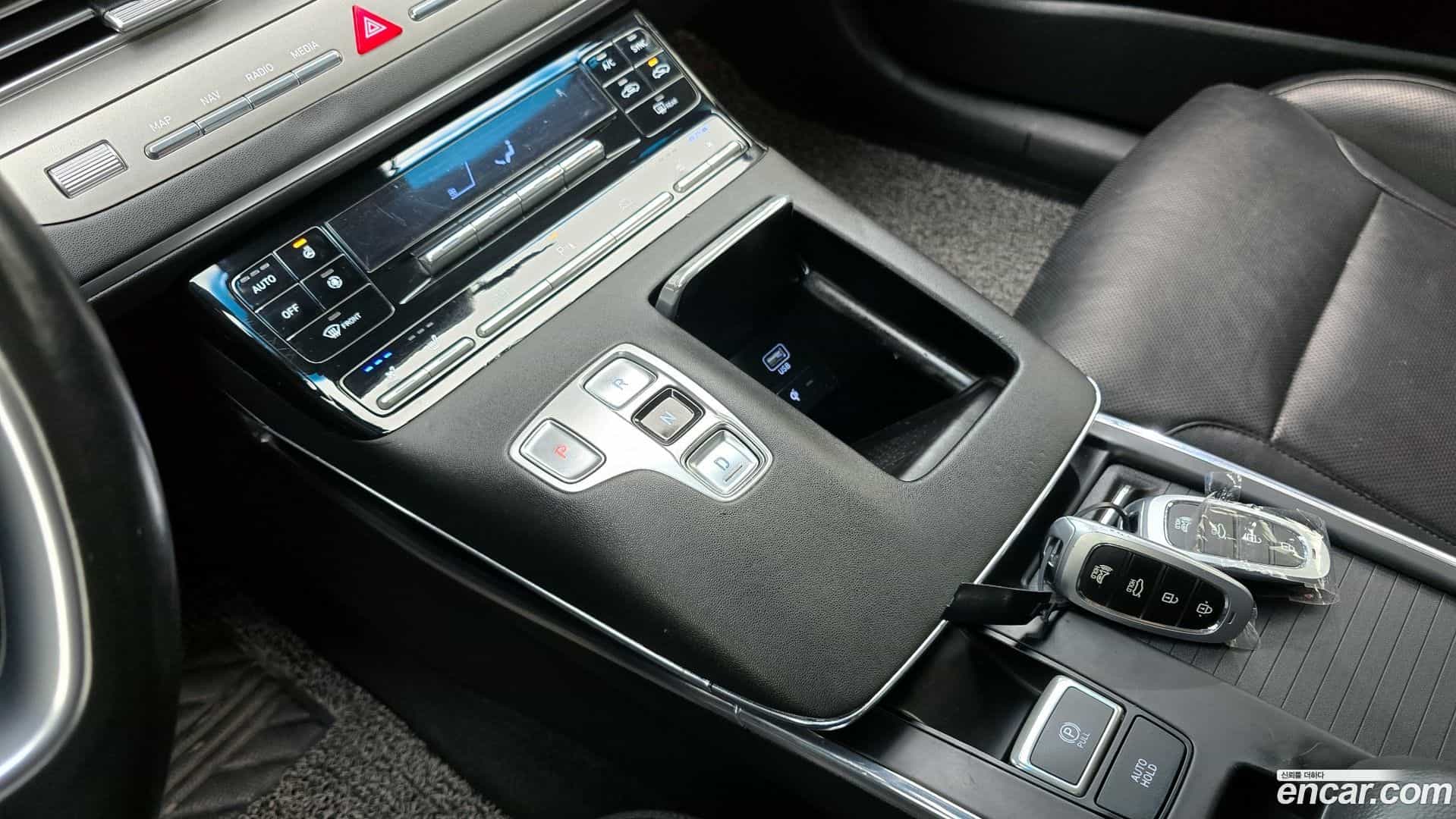 Grandeur Hyundai 2020.5-INNER-9