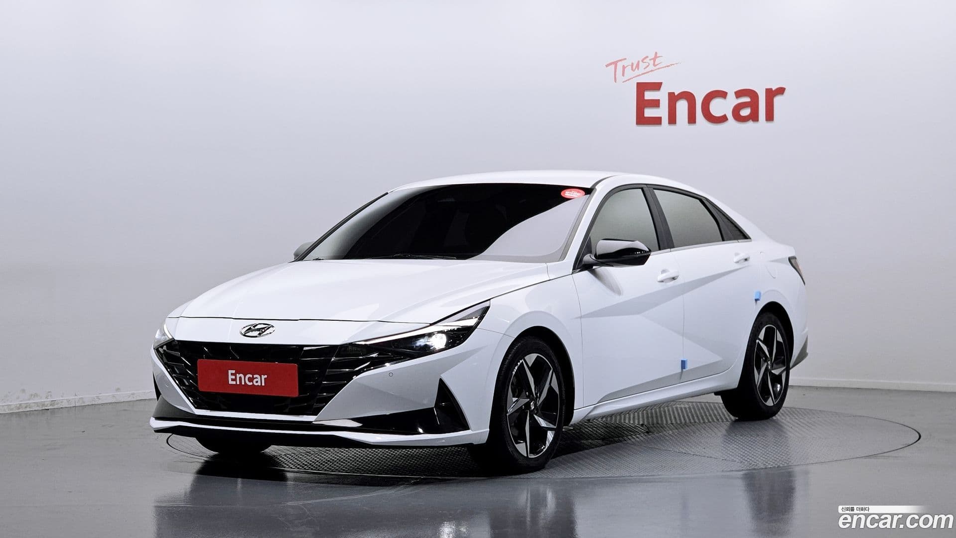 Main__Slider__Photo:AVANTE Hyundai 2020.9-0