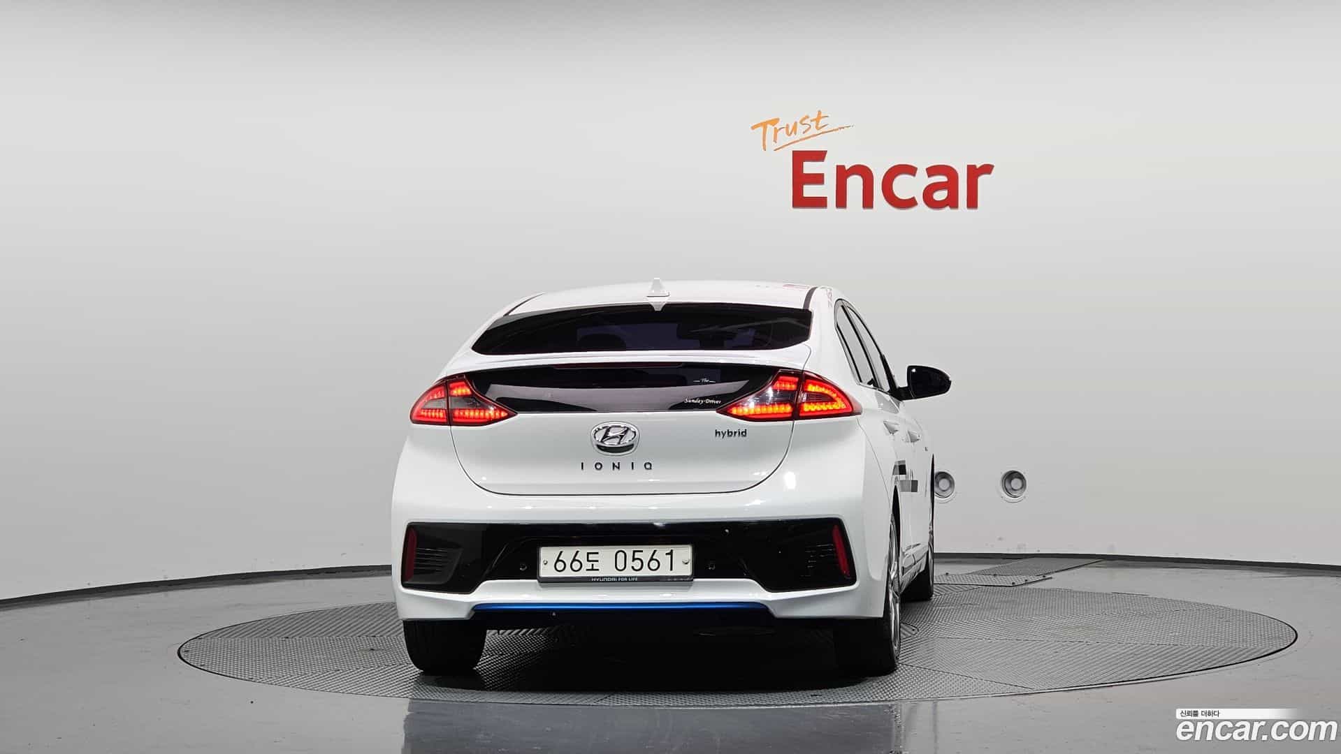 Ioniq Hyundai 2016.5-OUTER-4