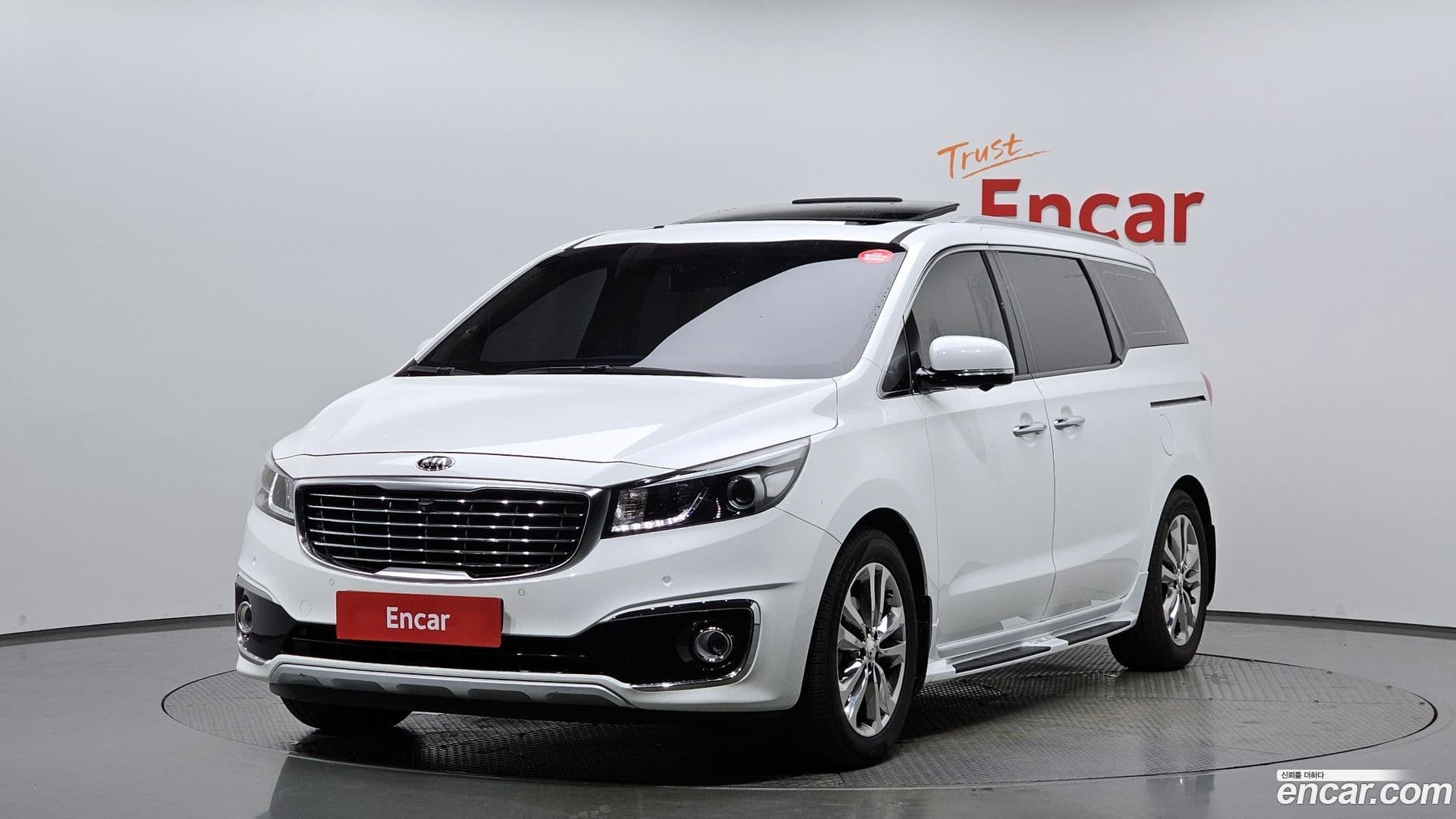 Main__Slider__Photo:Canival Kia 2016.8-0