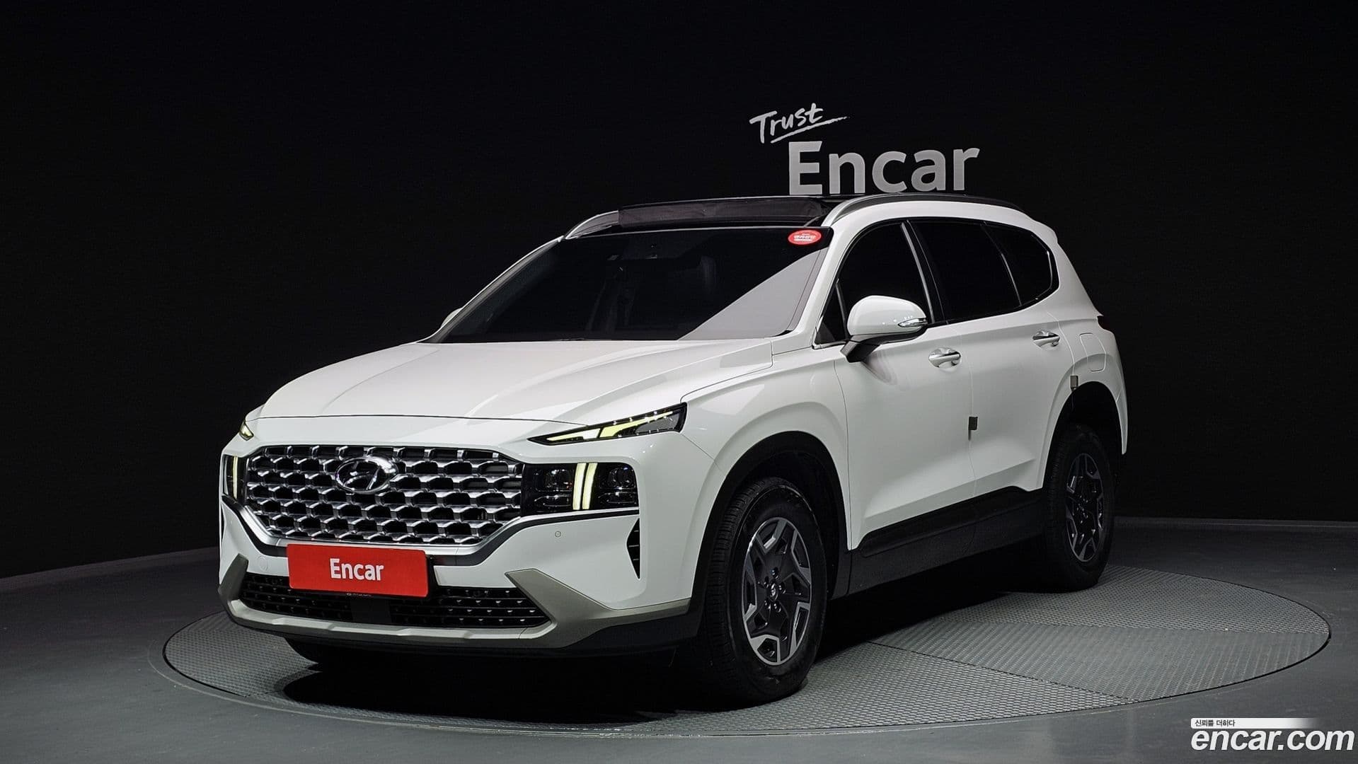 Main__Slider__Photo:Santafe Hyundai 2021.9-0