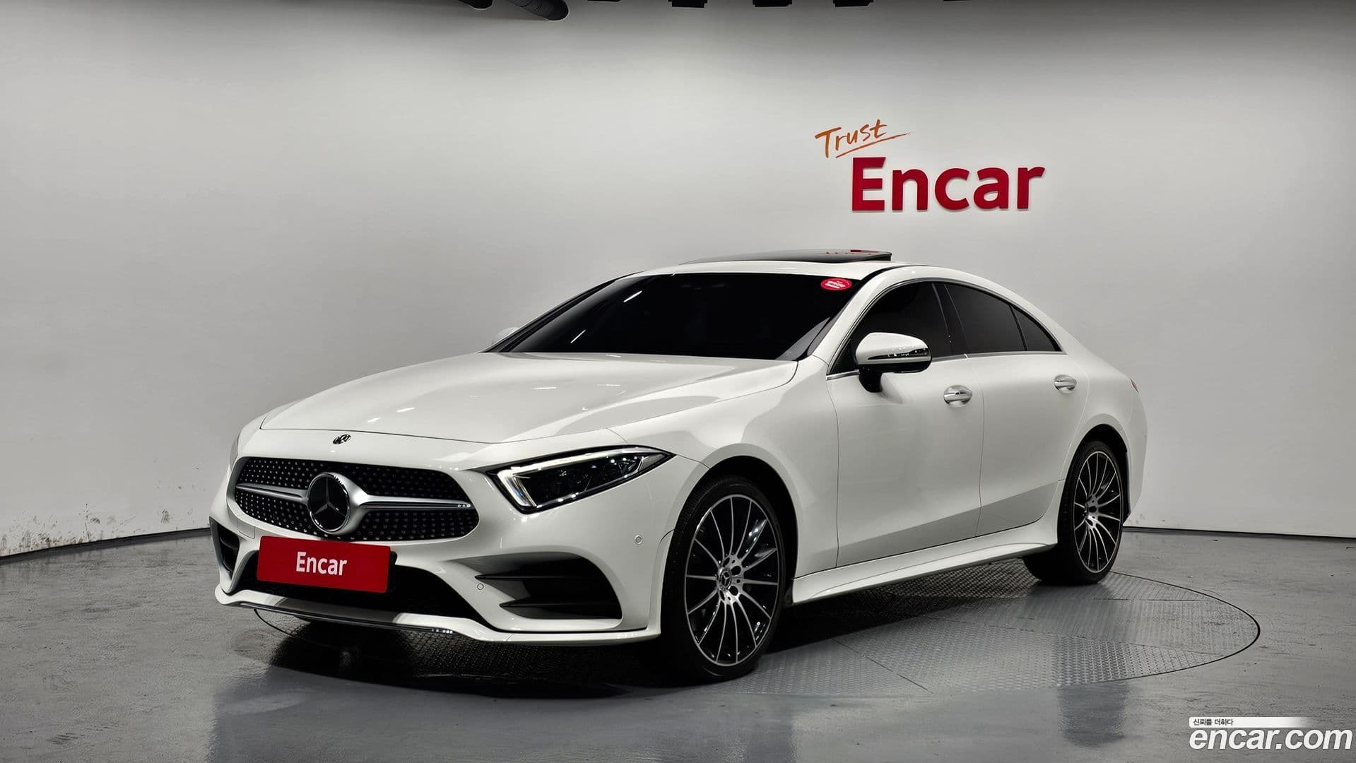 Main__Slider__Photo:CLS-Class Mercedes-Benz 2018.10-0