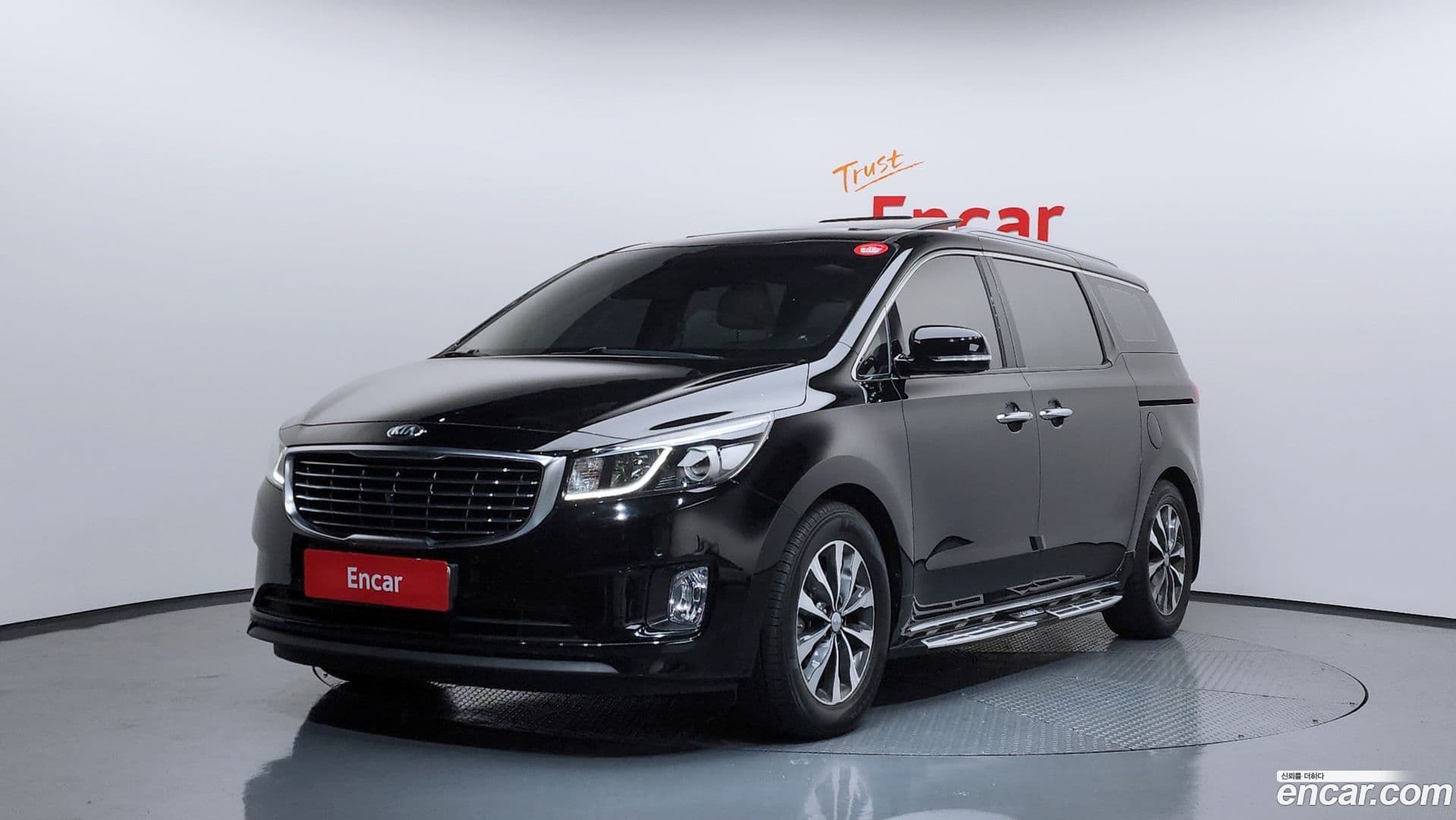 Main__Slider__Photo:Canival Kia 2017.7-0