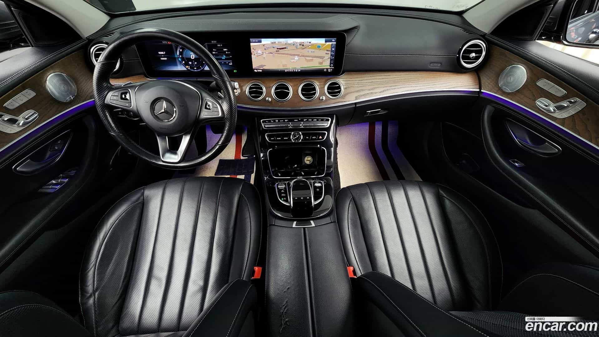 E-Class Mercedes-Benz 2018.4-INNER-7
