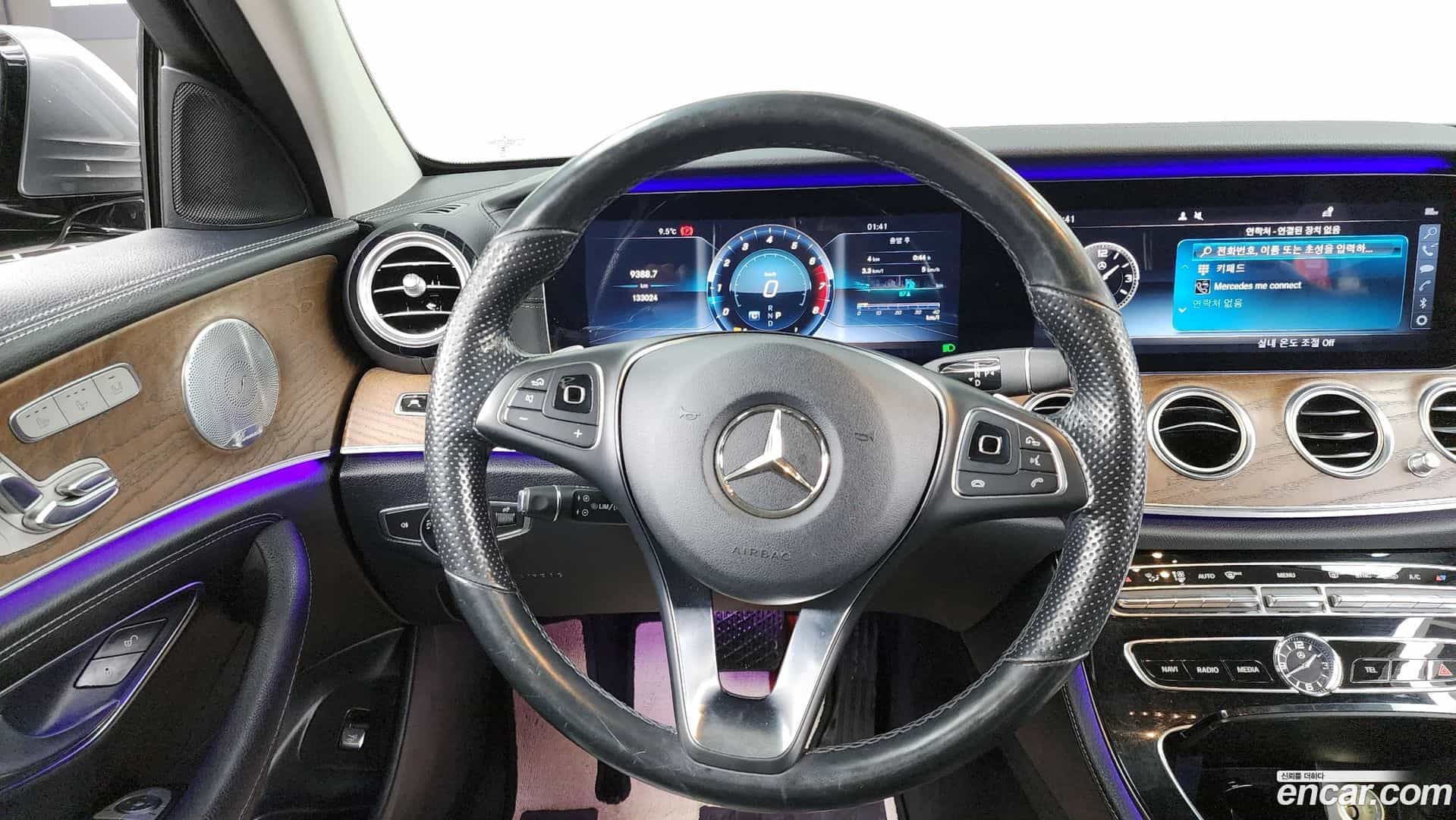 E-Class Mercedes-Benz 2018.4-OPTION-17