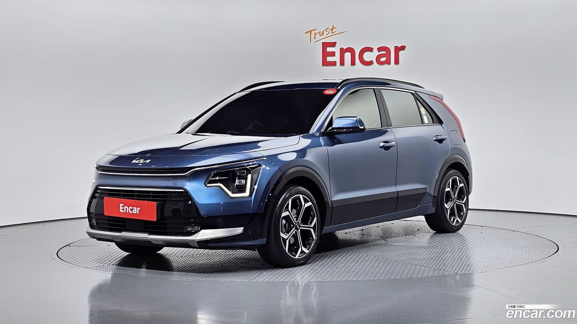 Main__Slider__Photo:Niro Kia 2024.0-0