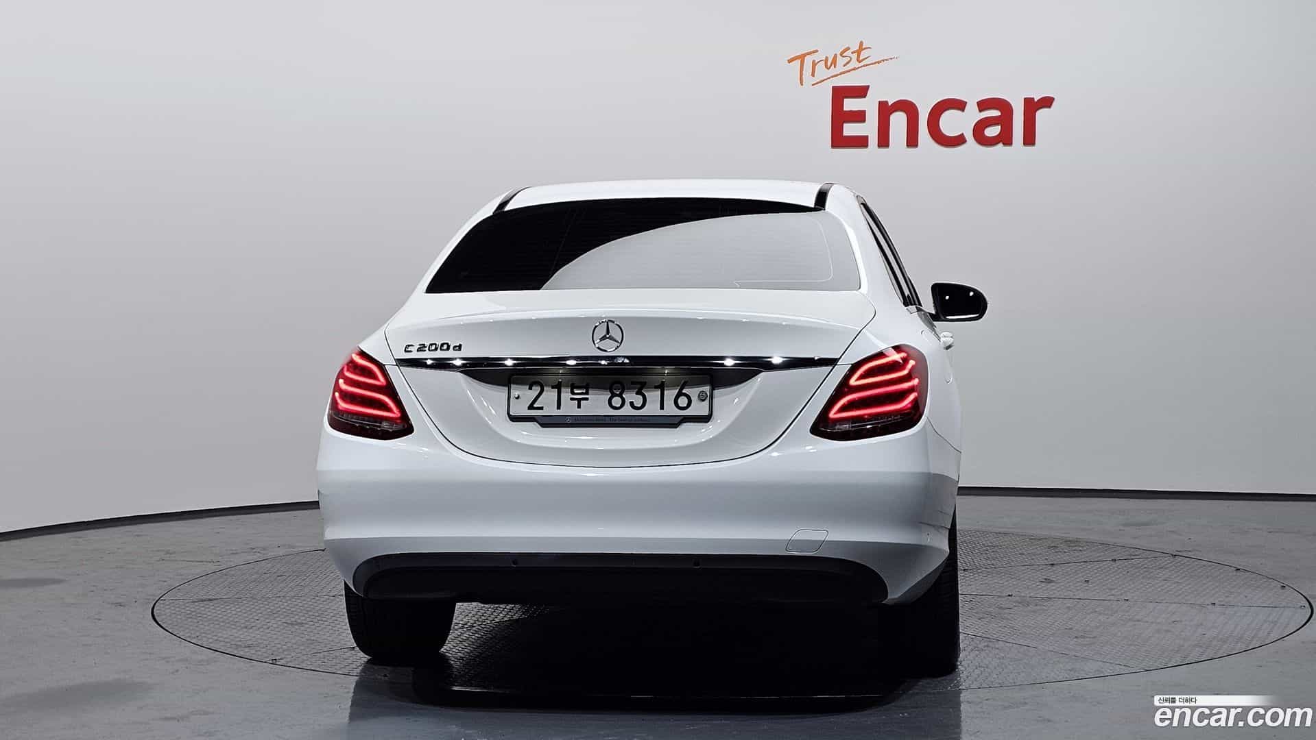 C-Class Mercedes-Benz 2017.7-OUTER-004