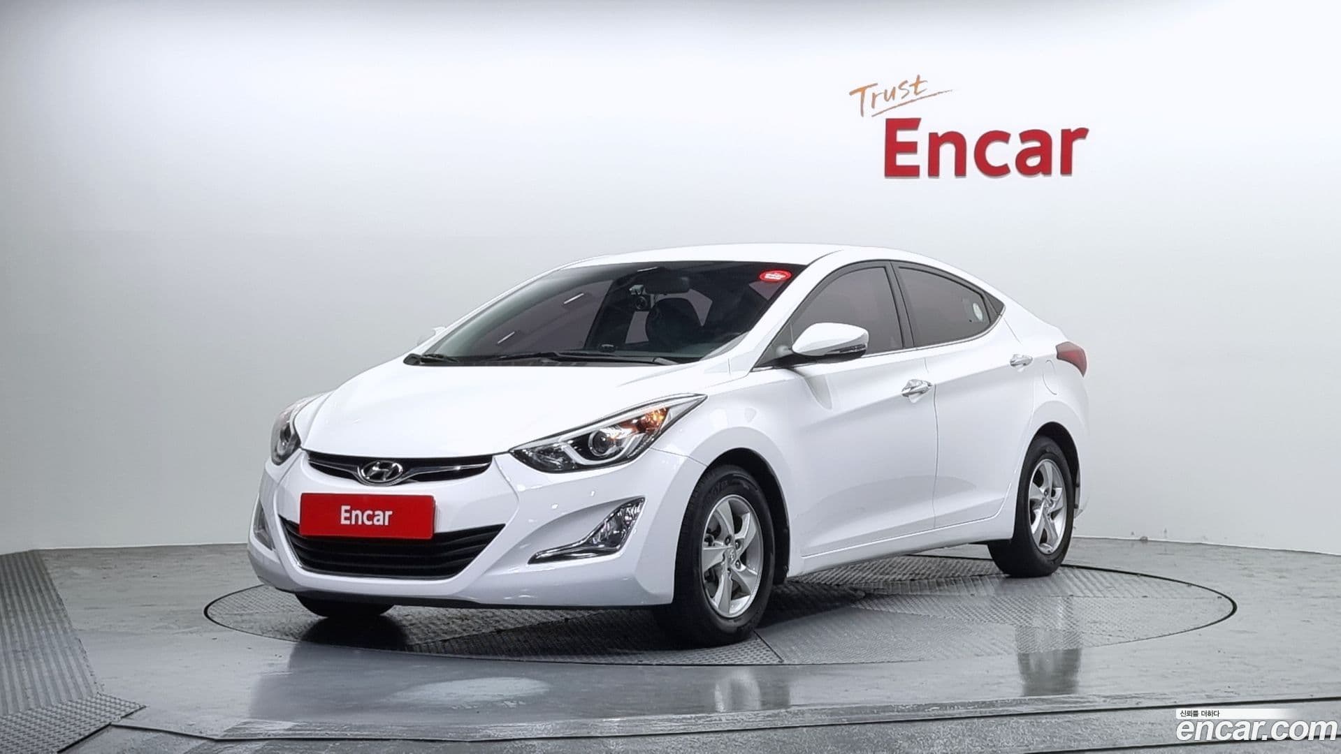 Main__Slider__Photo:AVANTE Hyundai 2015.2-0