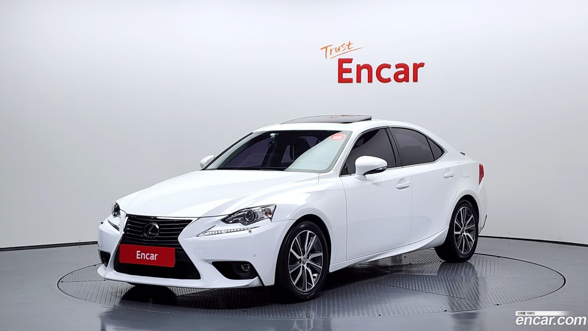 Main__Slider__Photo:IS Lexus 2015.6-0