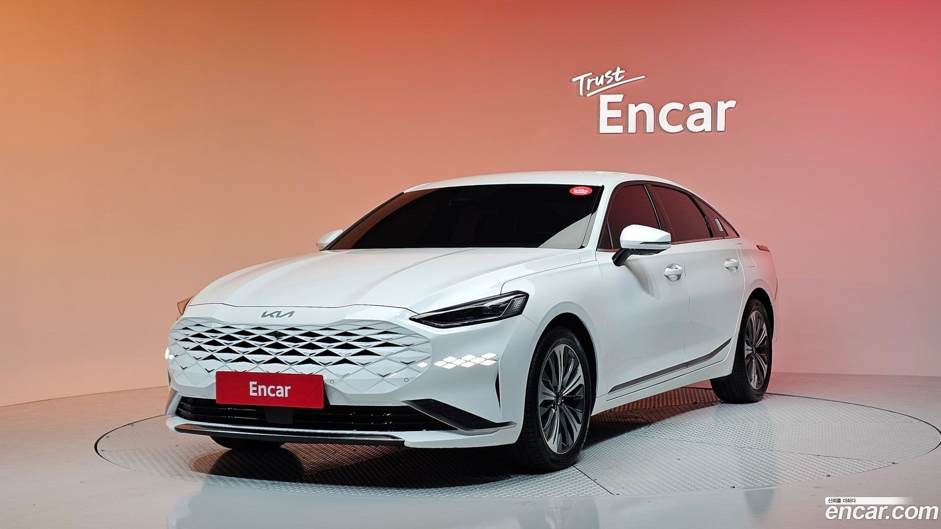 Main__Slider__Photo:K8 Kia 2021.9-0