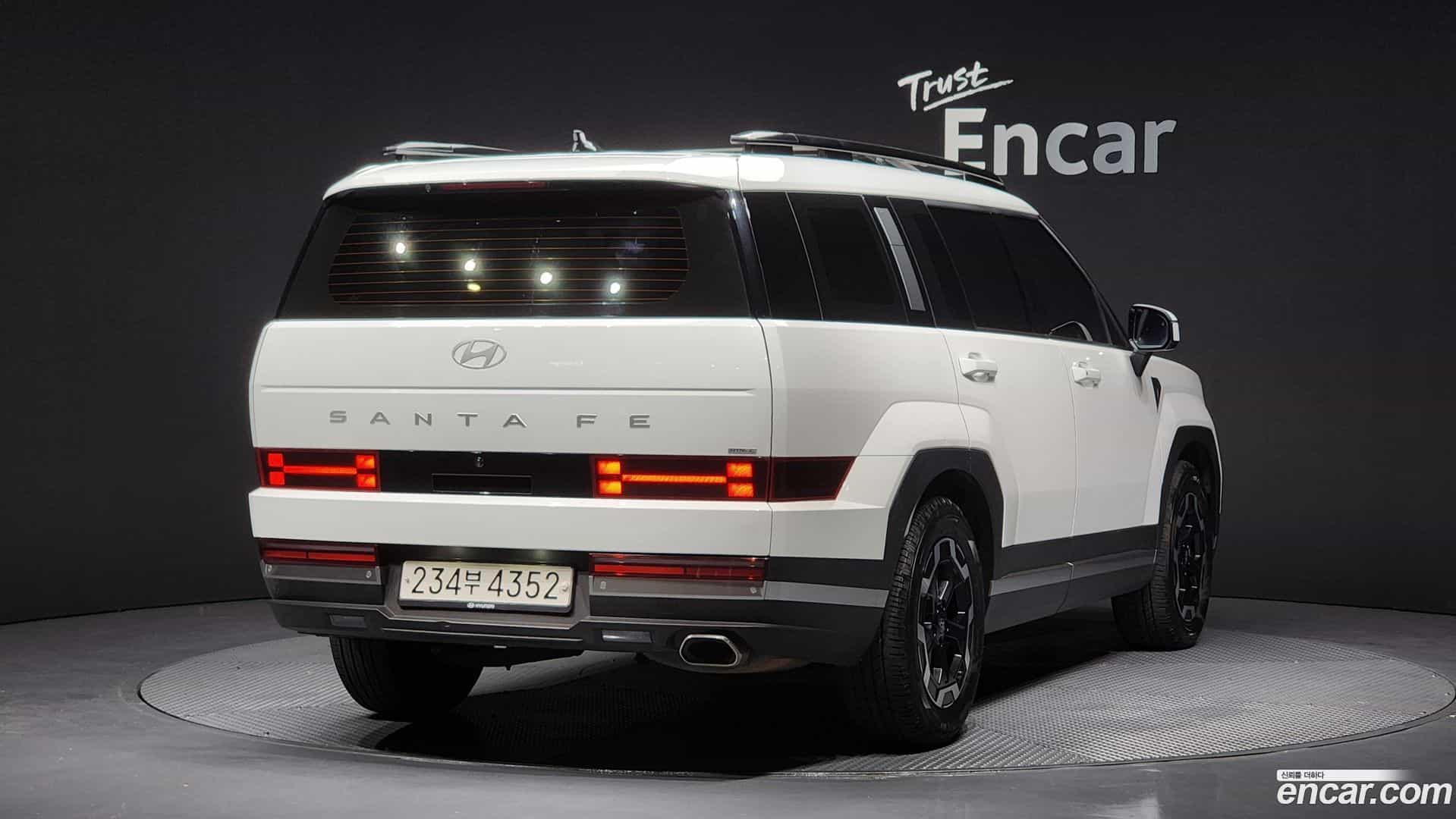 Santafe Hyundai 2024.0-OUTER-002