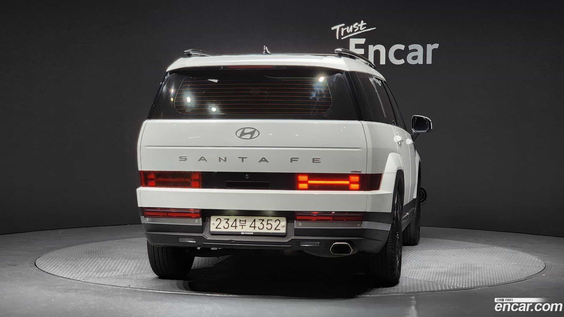 Santafe Hyundai 2024.0-OUTER-004