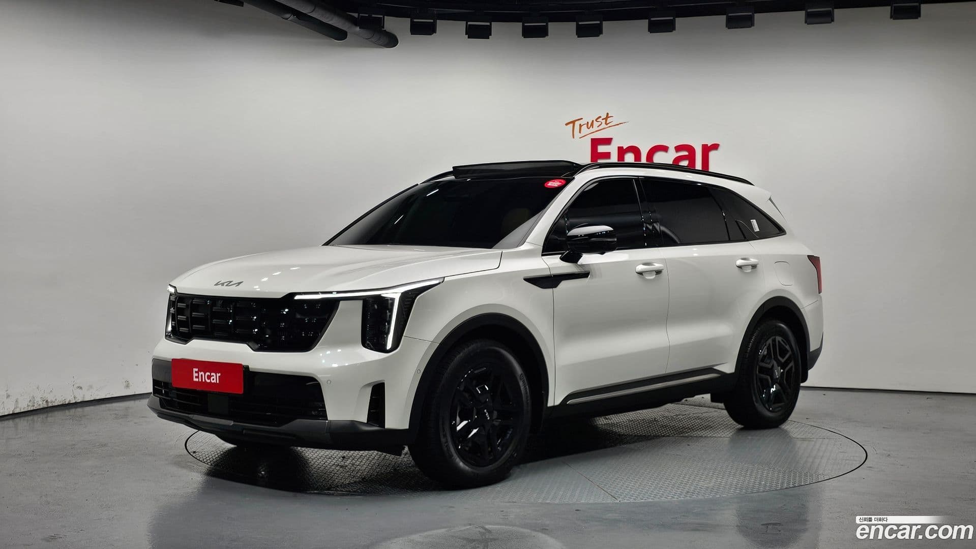 Main__Slider__Photo:Sorento Kia 2023.10-0