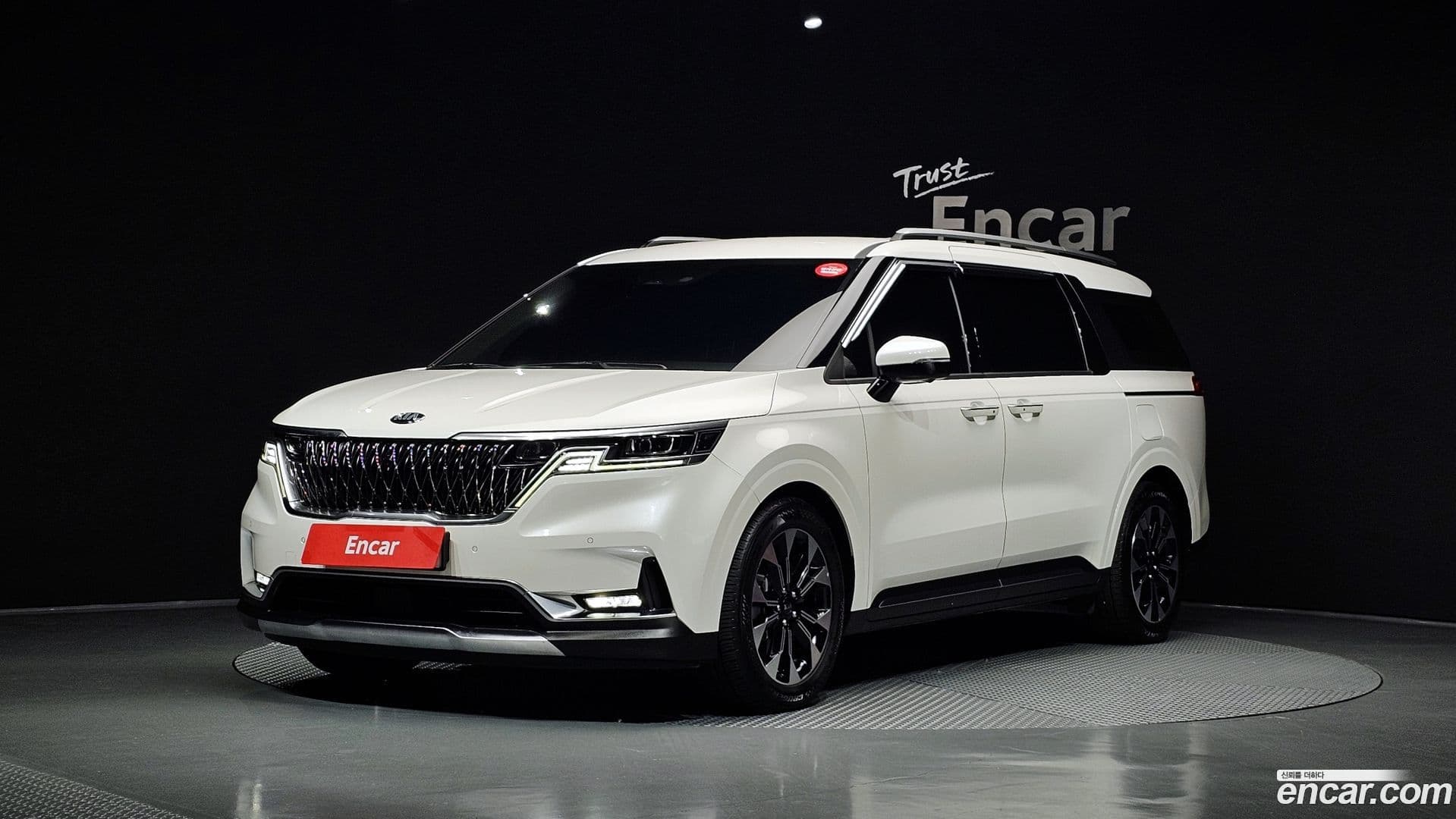 Main__Slider__Photo:Canival Kia 2021.0-0