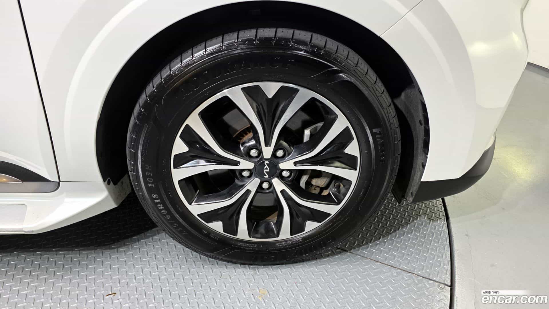 Canival Kia 2023.3-OUTER-5