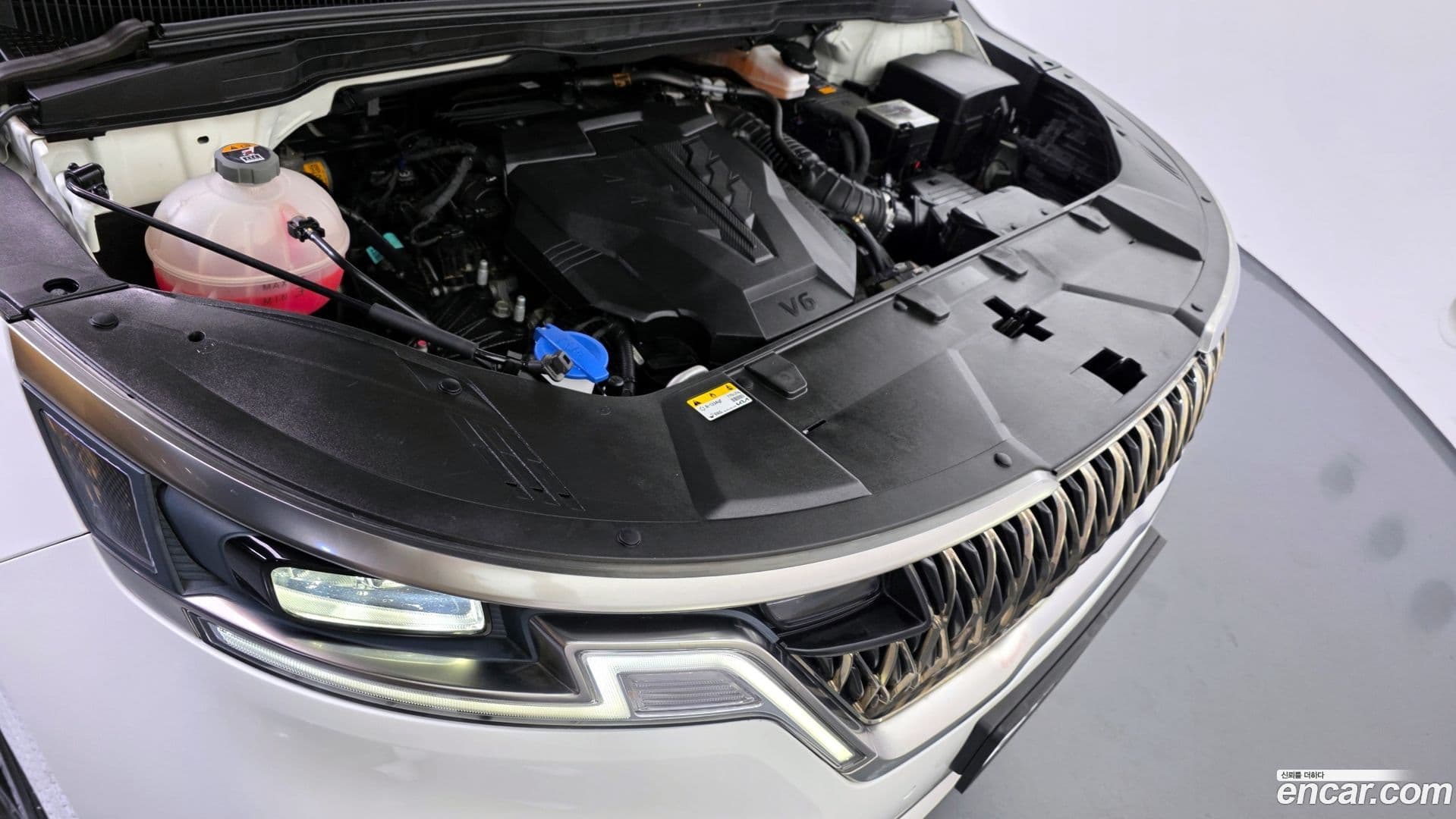 Main__Slider__Photo:Canival Kia 2023.3-5