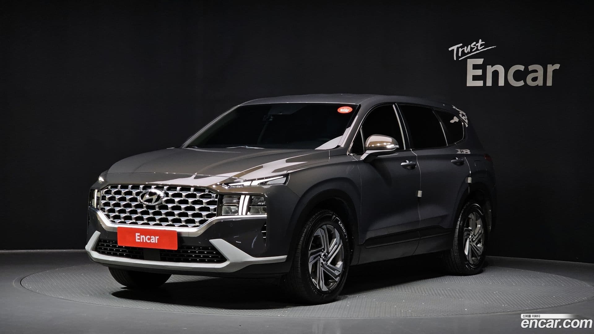 Main__Slider__Photo:Santafe Hyundai 2020.10-0