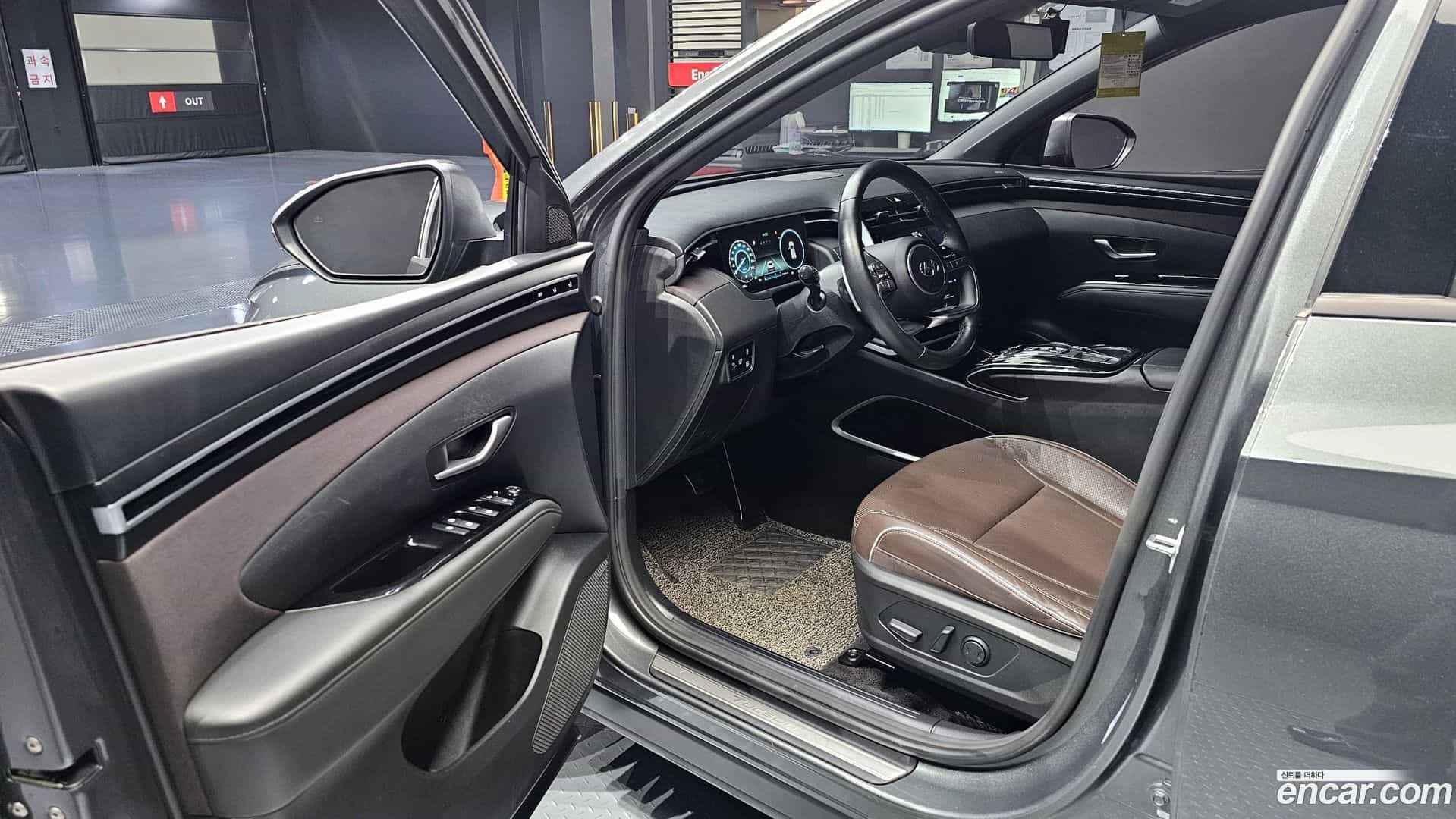 Tucson Hyundai 2021.8-OPTION-015