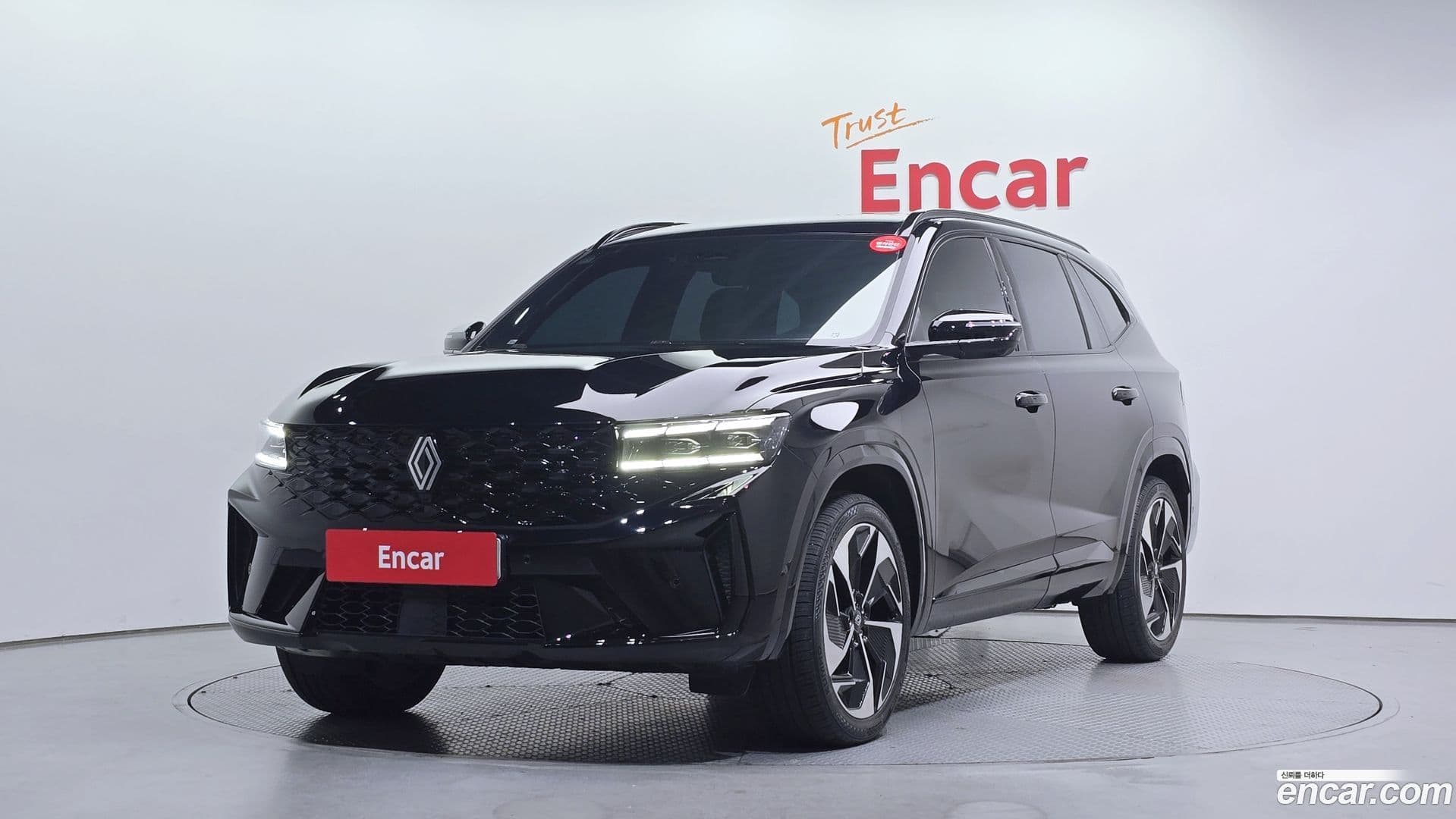 Main__Slider__Photo:Grand Koleos Renault Korea 2025.5-0
