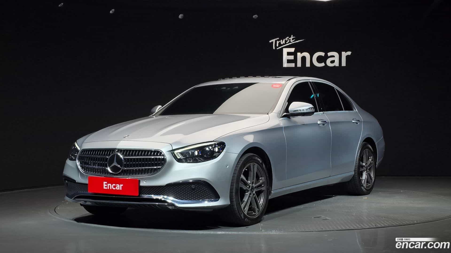 E-Class Mercedes-Benz 2022.1-OUTER-1