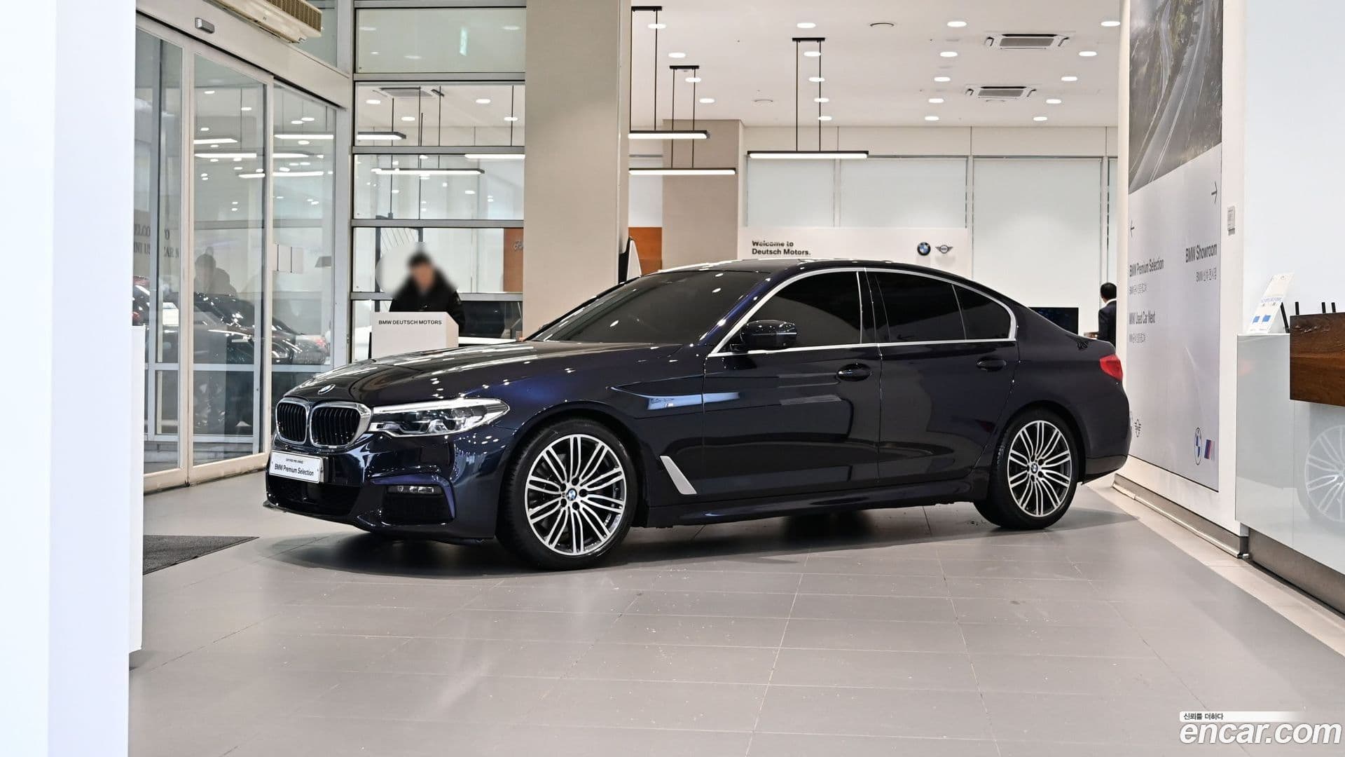 Main__Slider__Photo:5-Series BMW 2019.2-0