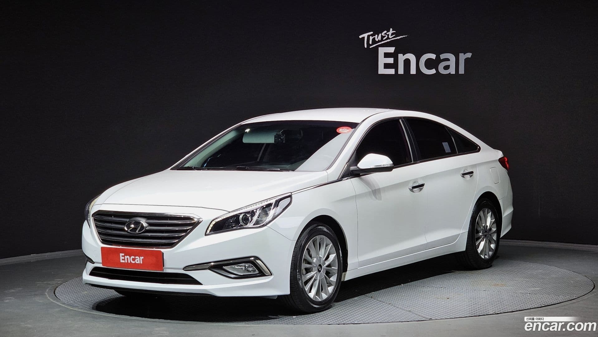 Main__Slider__Photo:Sonata Hyundai 2016.0-0
