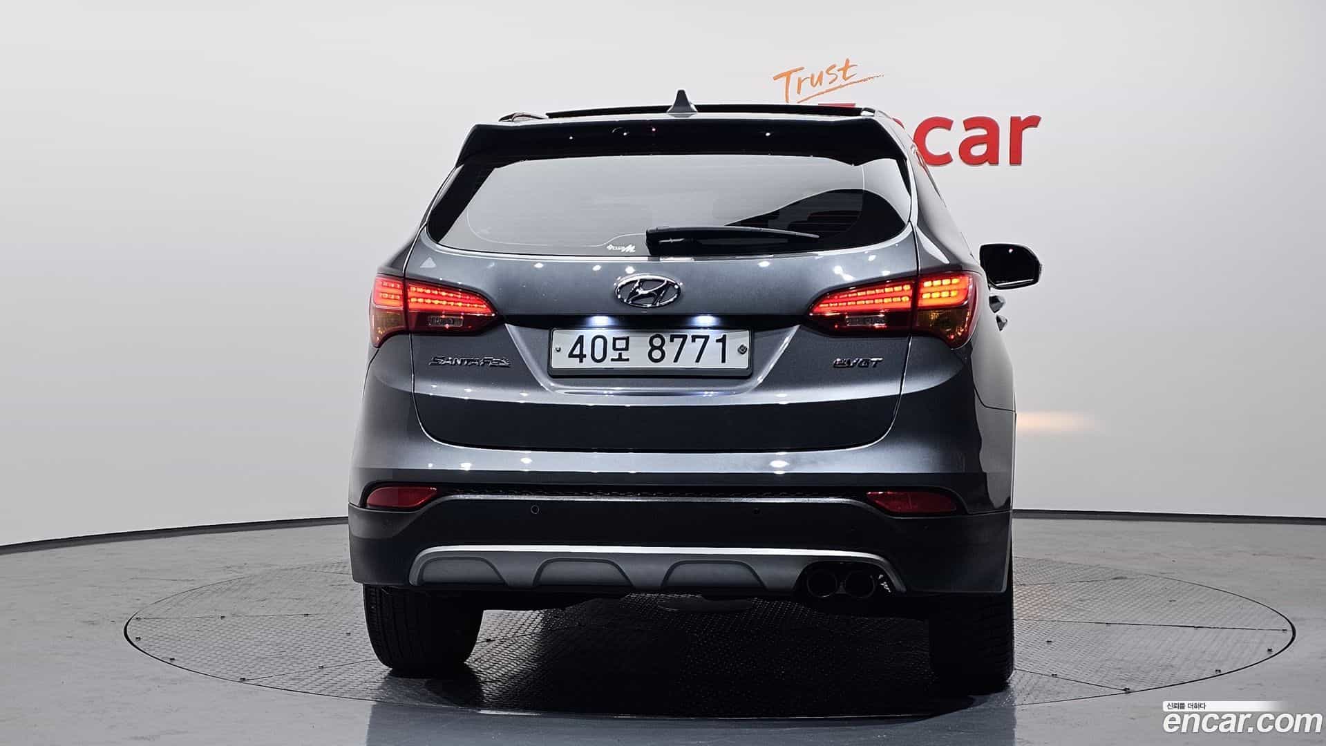 Santafe Hyundai 2014.8-OUTER-4
