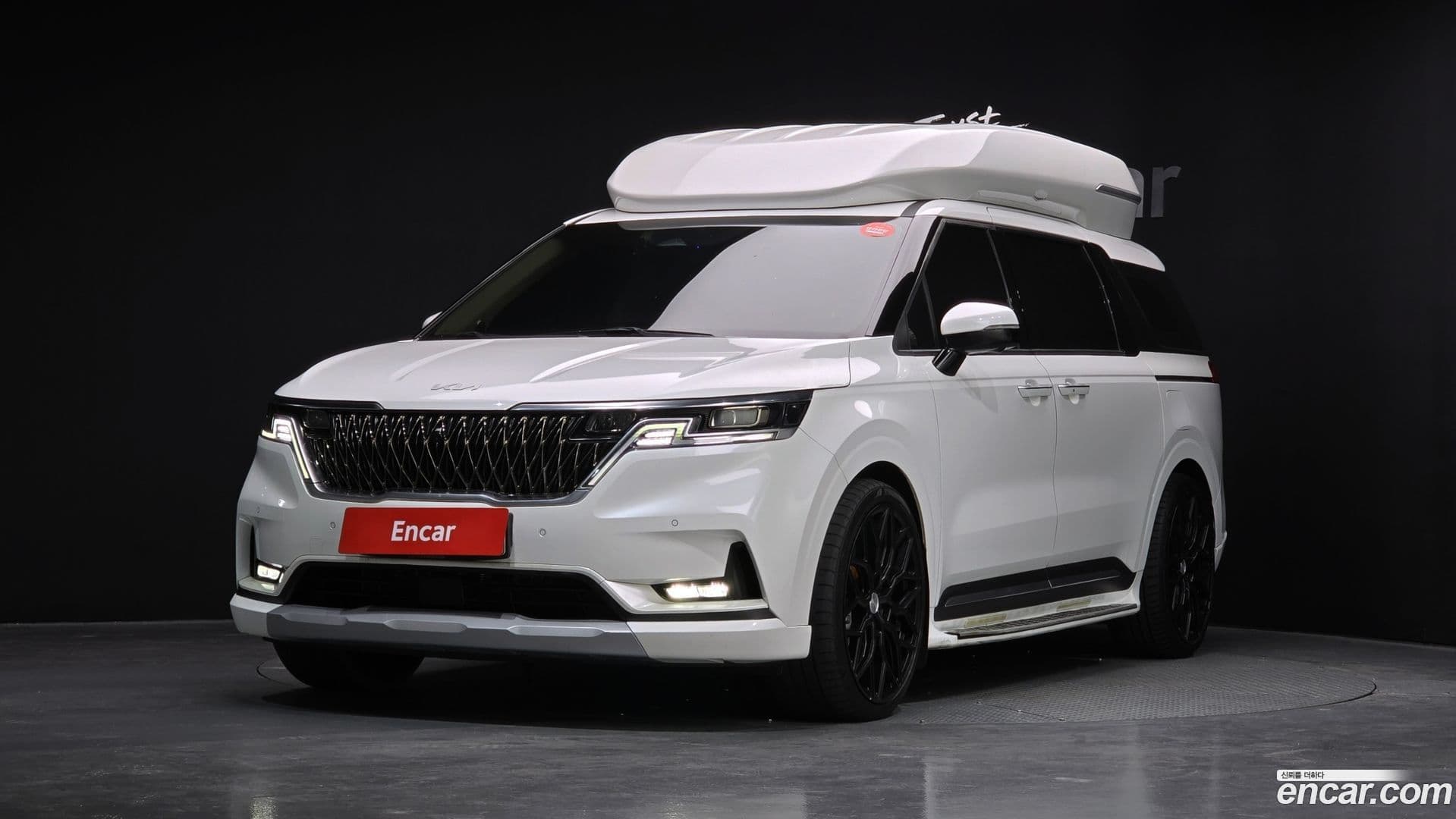 Main__Slider__Photo:Canival Kia 2020.11-0