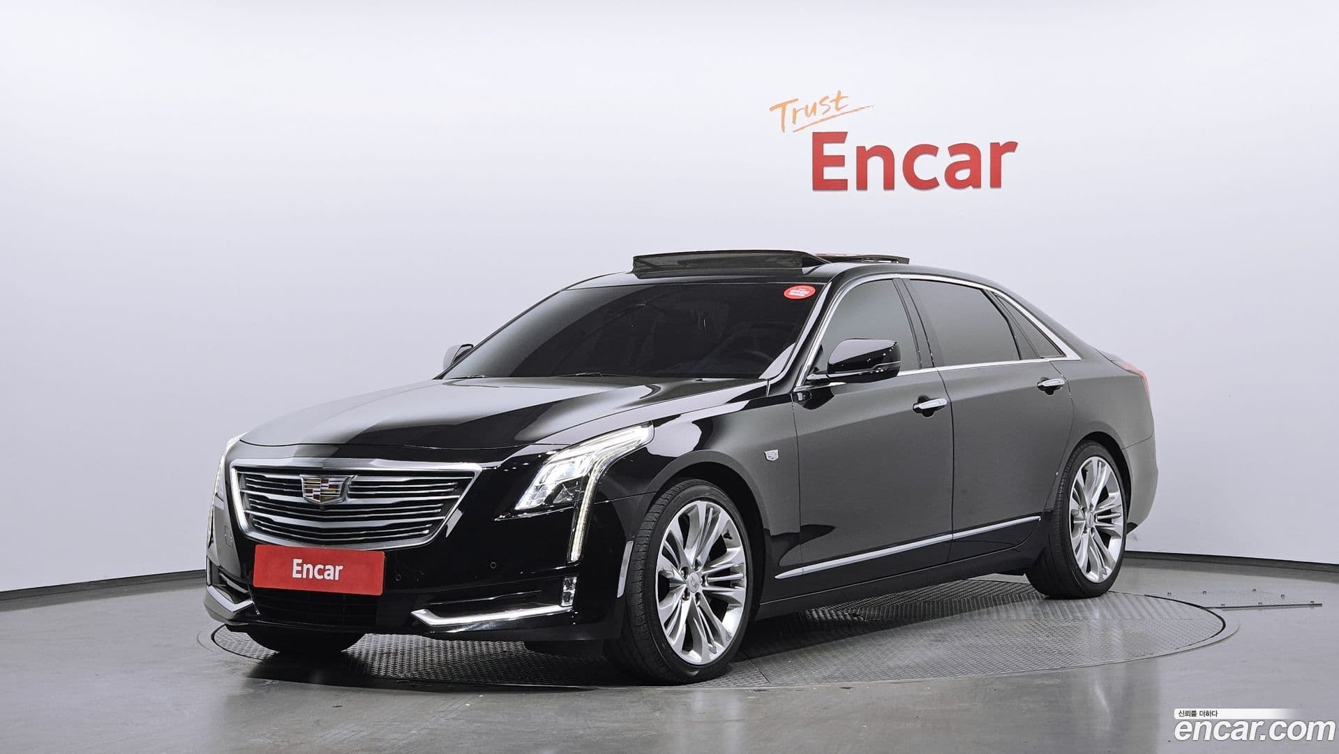 Main__Slider__Photo:CT6 Cadillac 2017.0-0