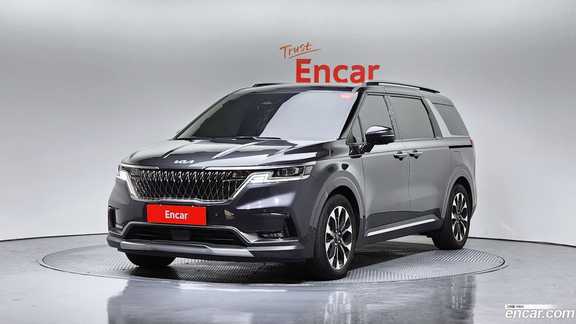 Main__Slider__Photo:Canival Kia 2023.0-0