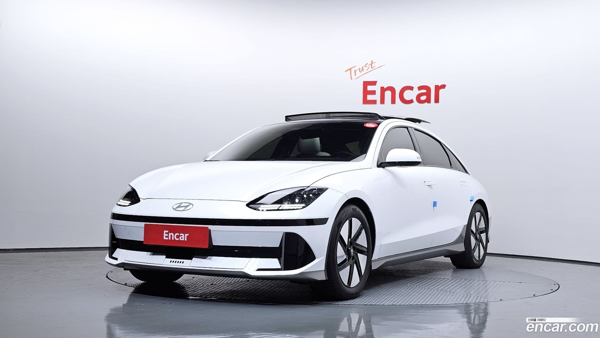 Main__Slider__Photo:Ioniq6 Hyundai 2022.10-0
