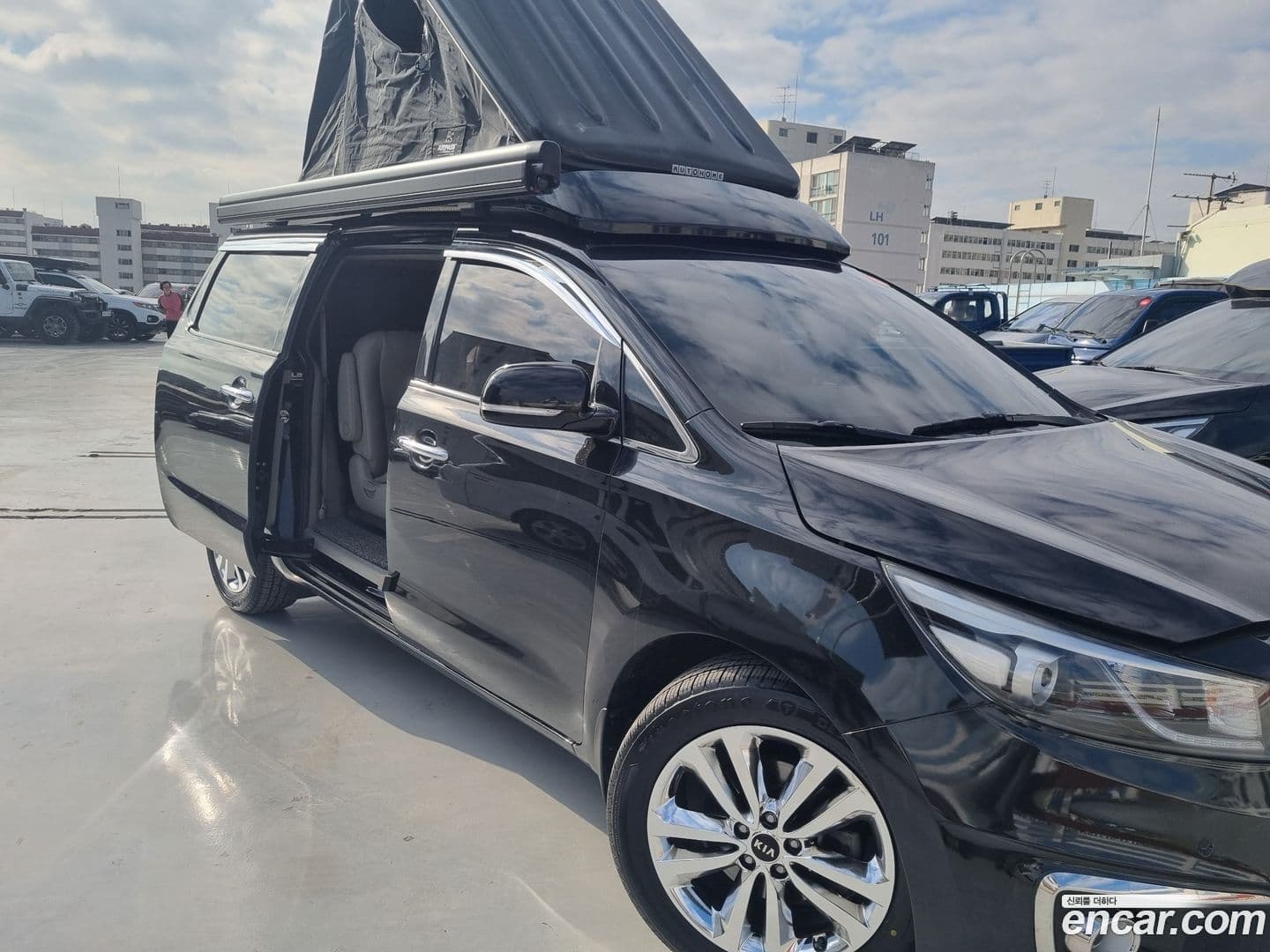 Main__Slider__Photo:Canival Kia 2014.10-0