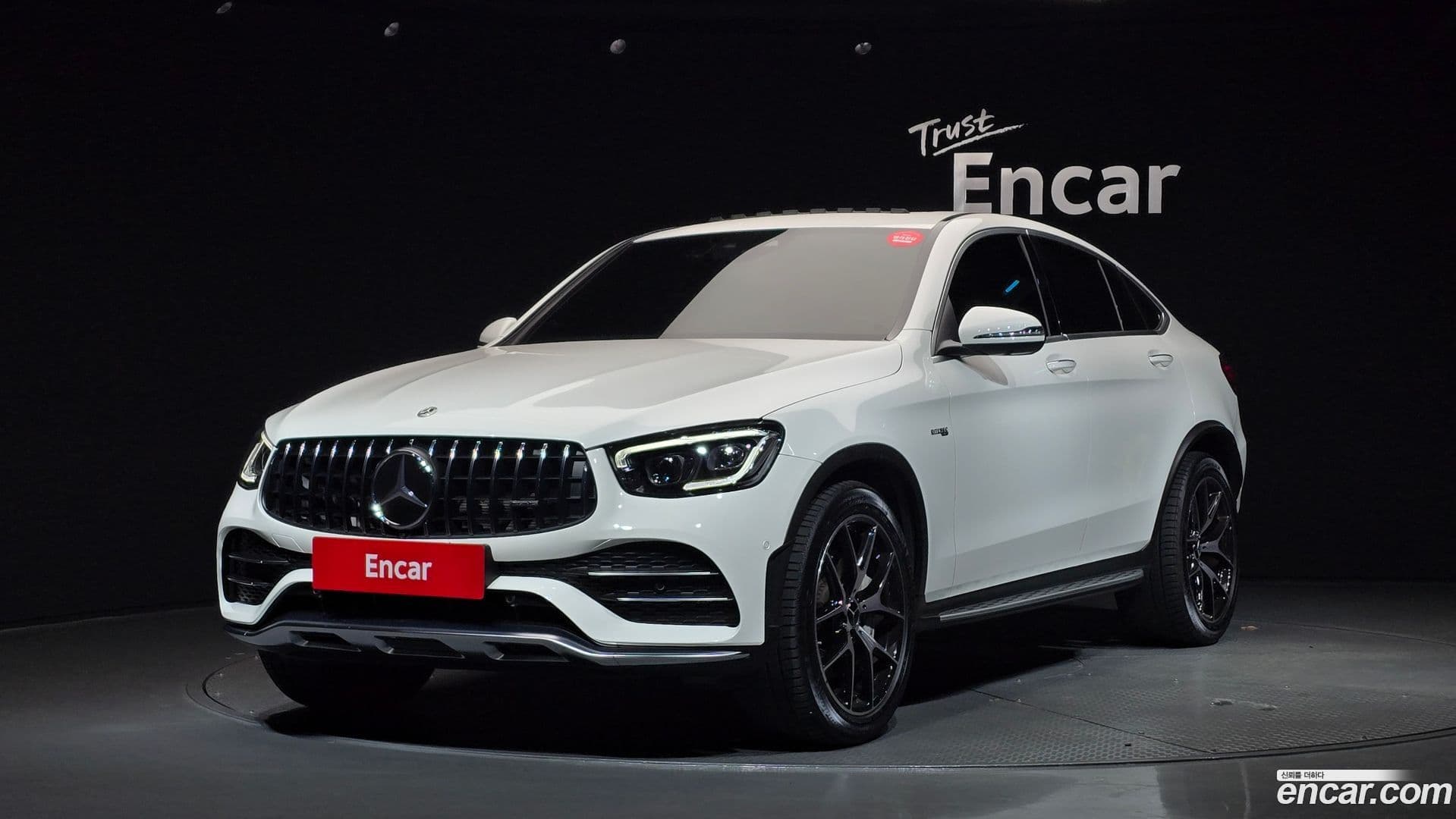 Main__Slider__Photo:GLC-Class Mercedes-Benz 2021.7-0