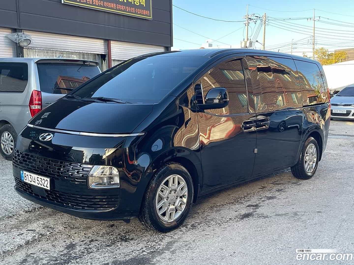 Staria Hyundai 2022.2-OUTER-1