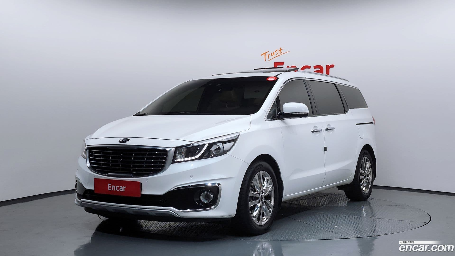Main__Slider__Photo:Canival Kia 2014.7-0