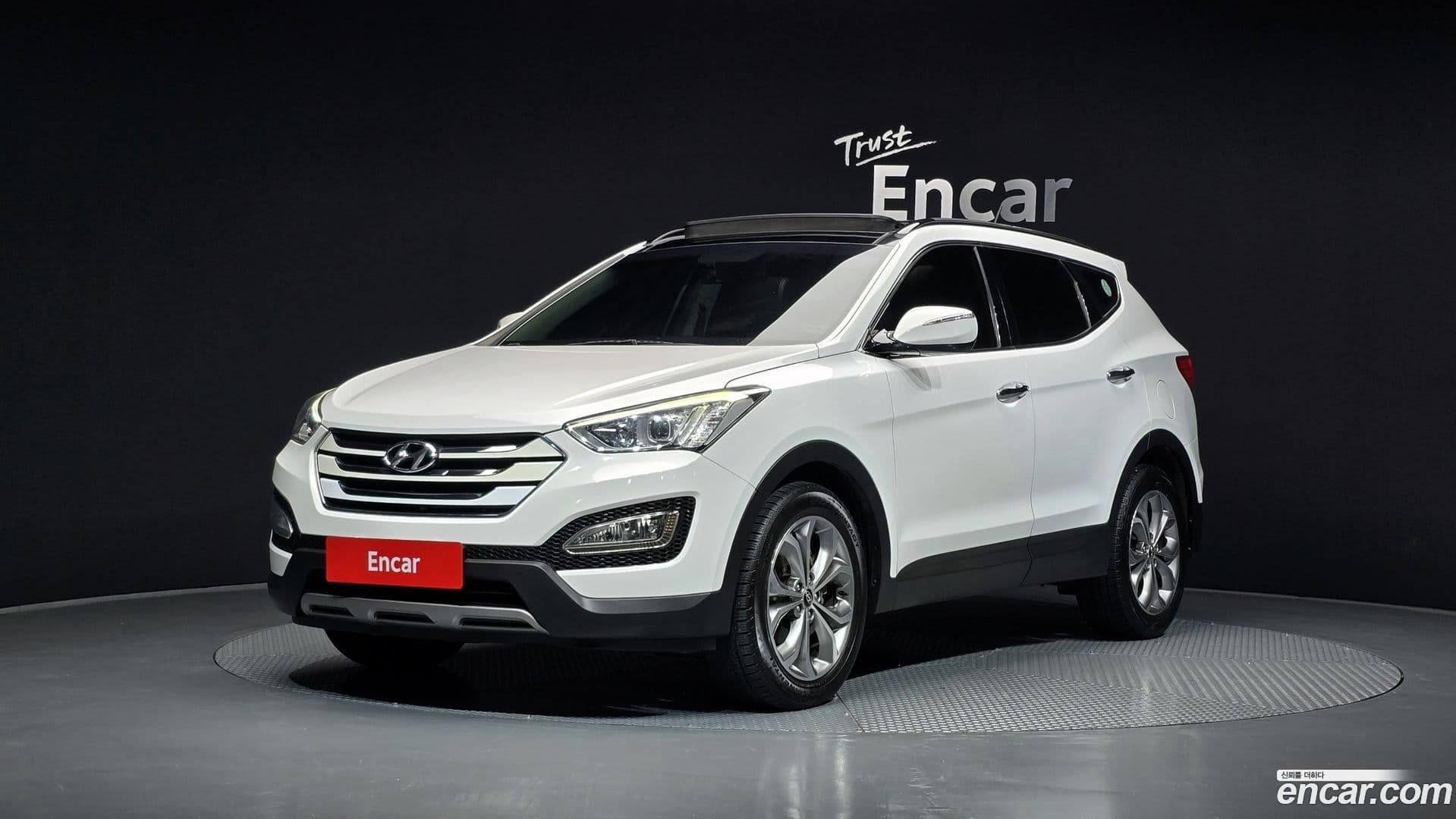 Main__Slider__Photo:Santafe Hyundai 2012.10-0