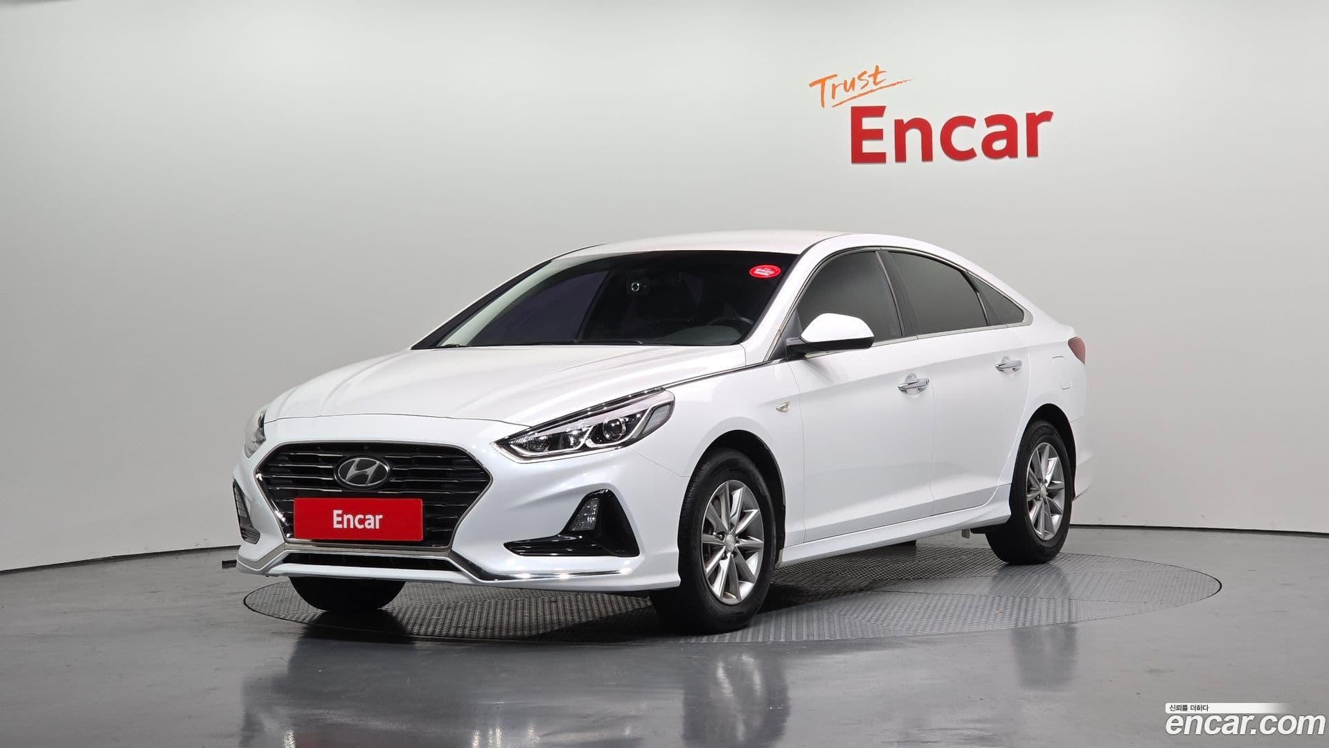 Main__Slider__Photo:Sonata Hyundai 2018.10-0