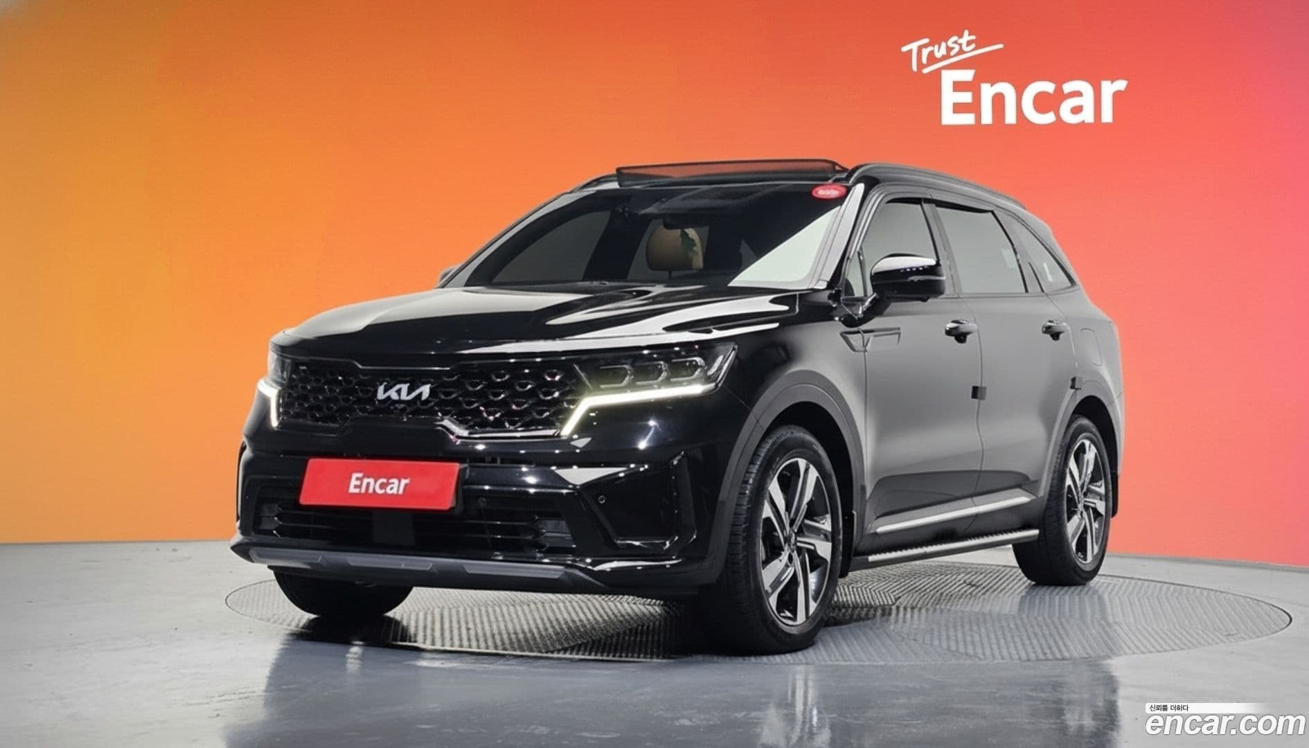 Main__Slider__Photo:Sorento Kia 2021.10-0