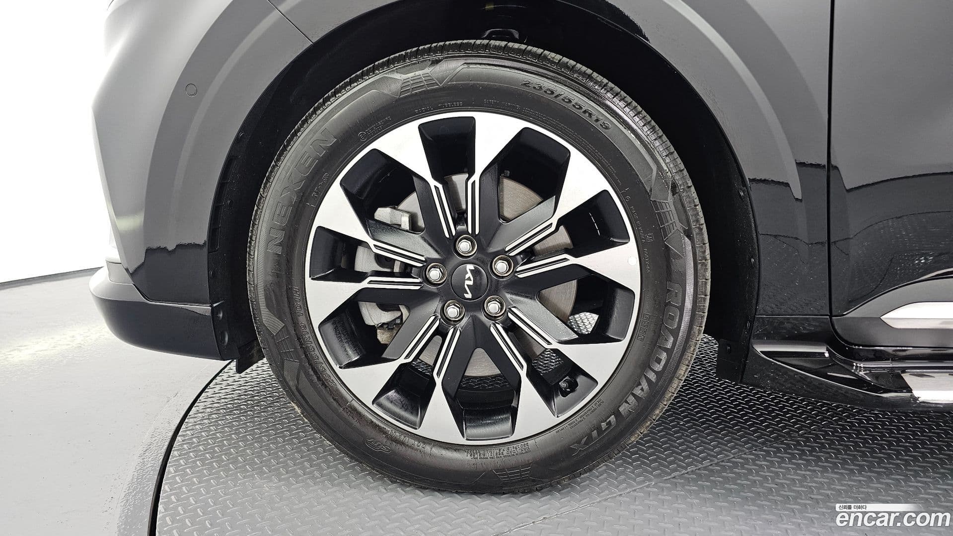 Main__Slider__Photo:Canival Kia 2022.9-4