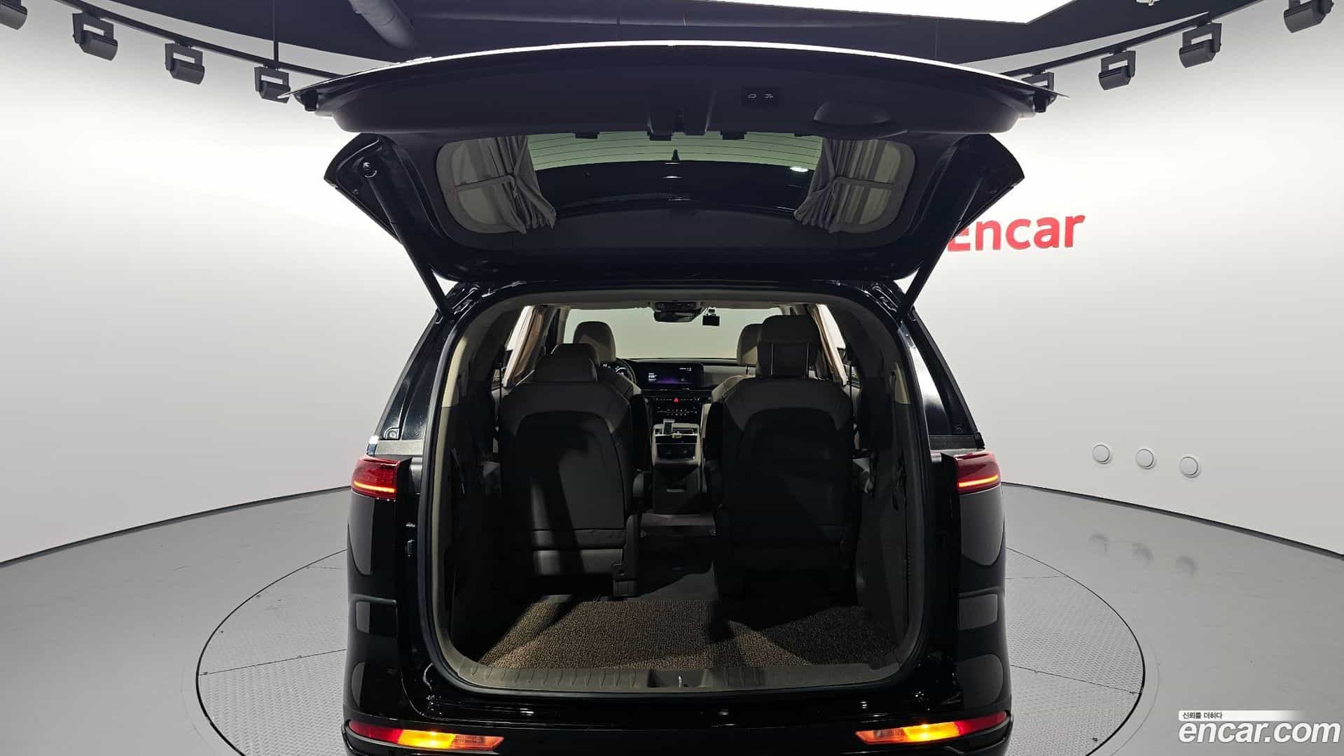 Canival Kia 2022.9-OPTION-024