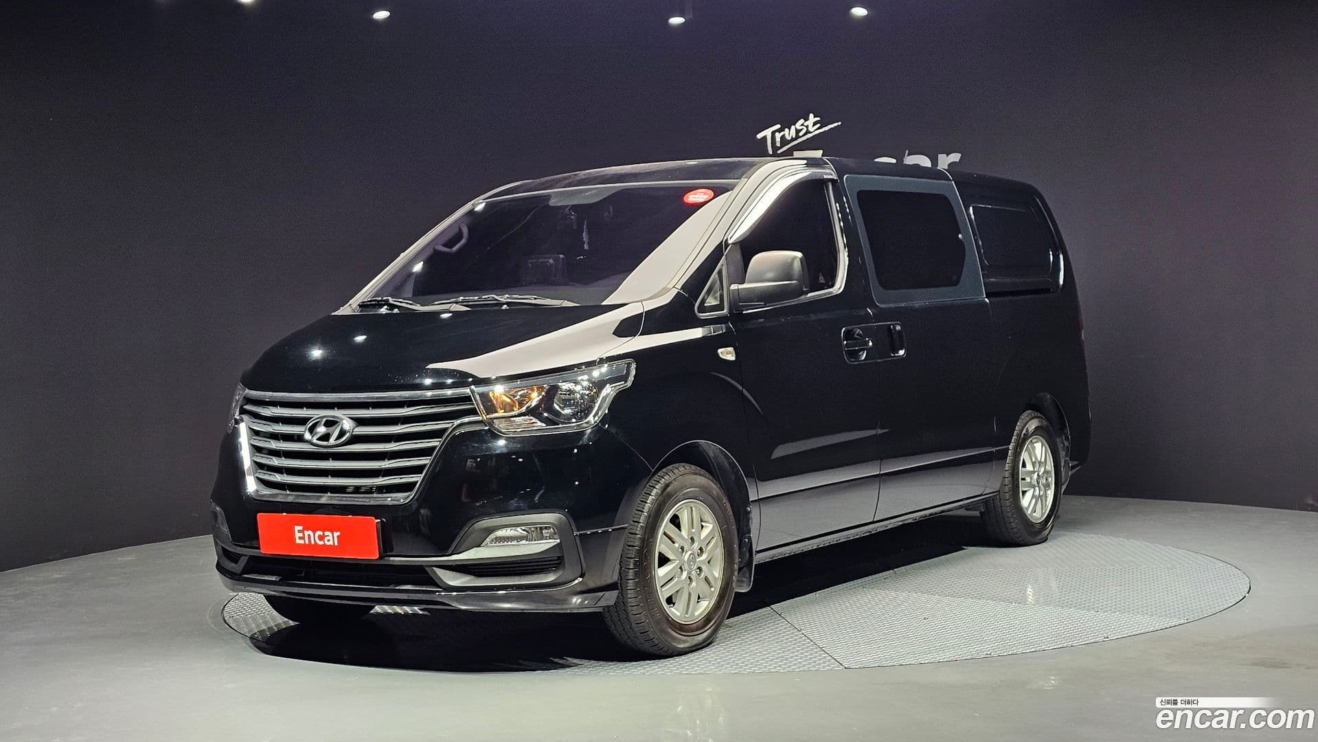 Main__Slider__Photo:Starex Hyundai 2020.6-0