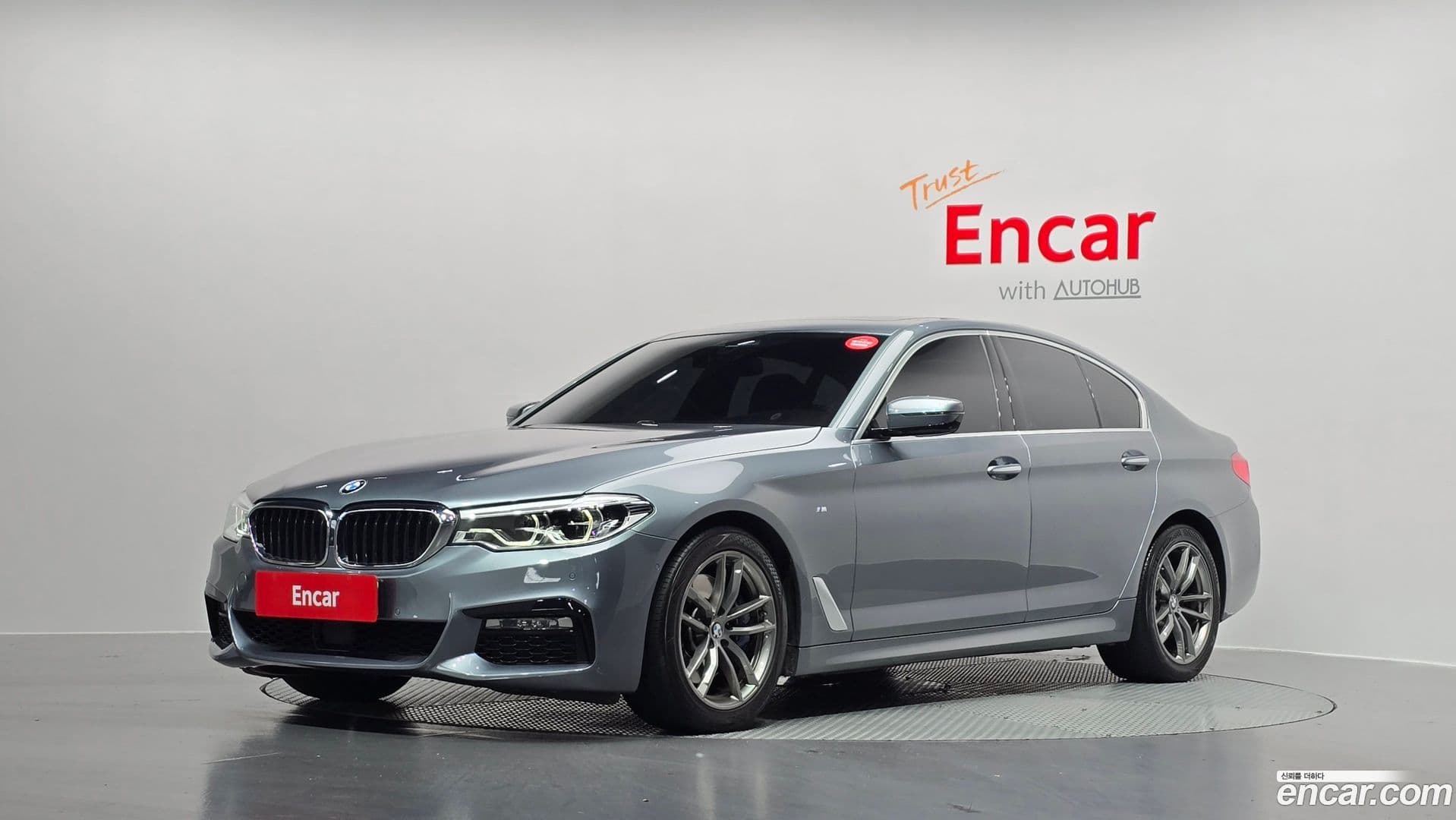 Main__Slider__Photo:5-Series BMW 2018.0-0