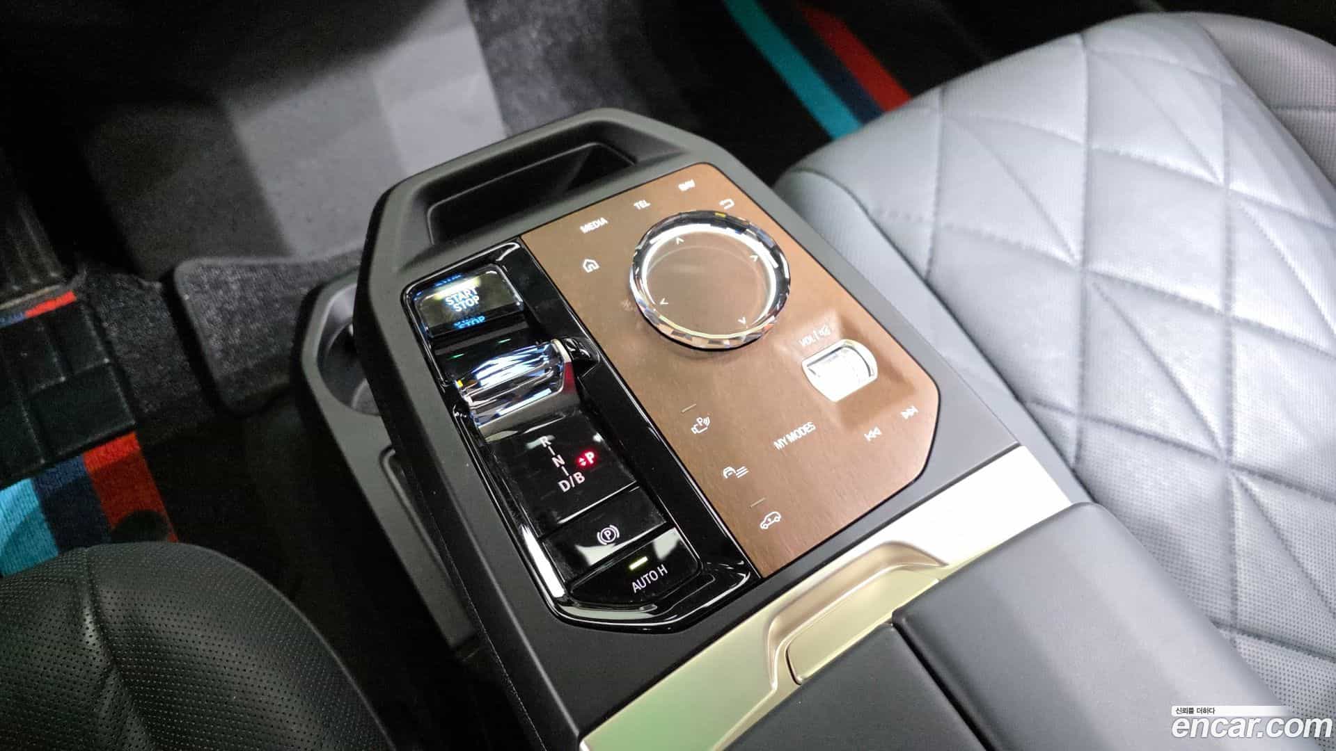 iX BMW 2022.10-INNER-009