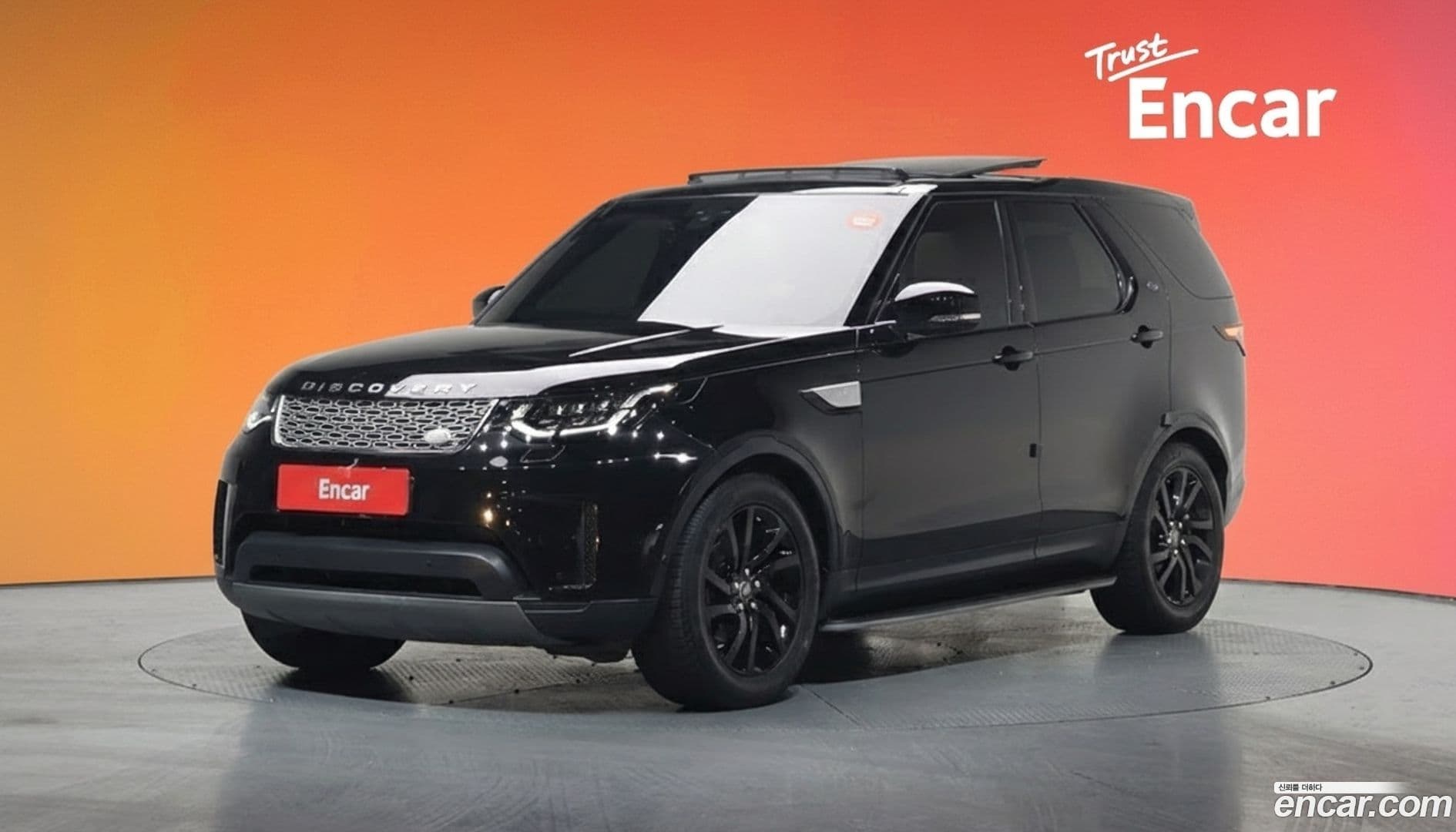 Main__Slider__Photo:Discovery Land Rover 2019.1-0