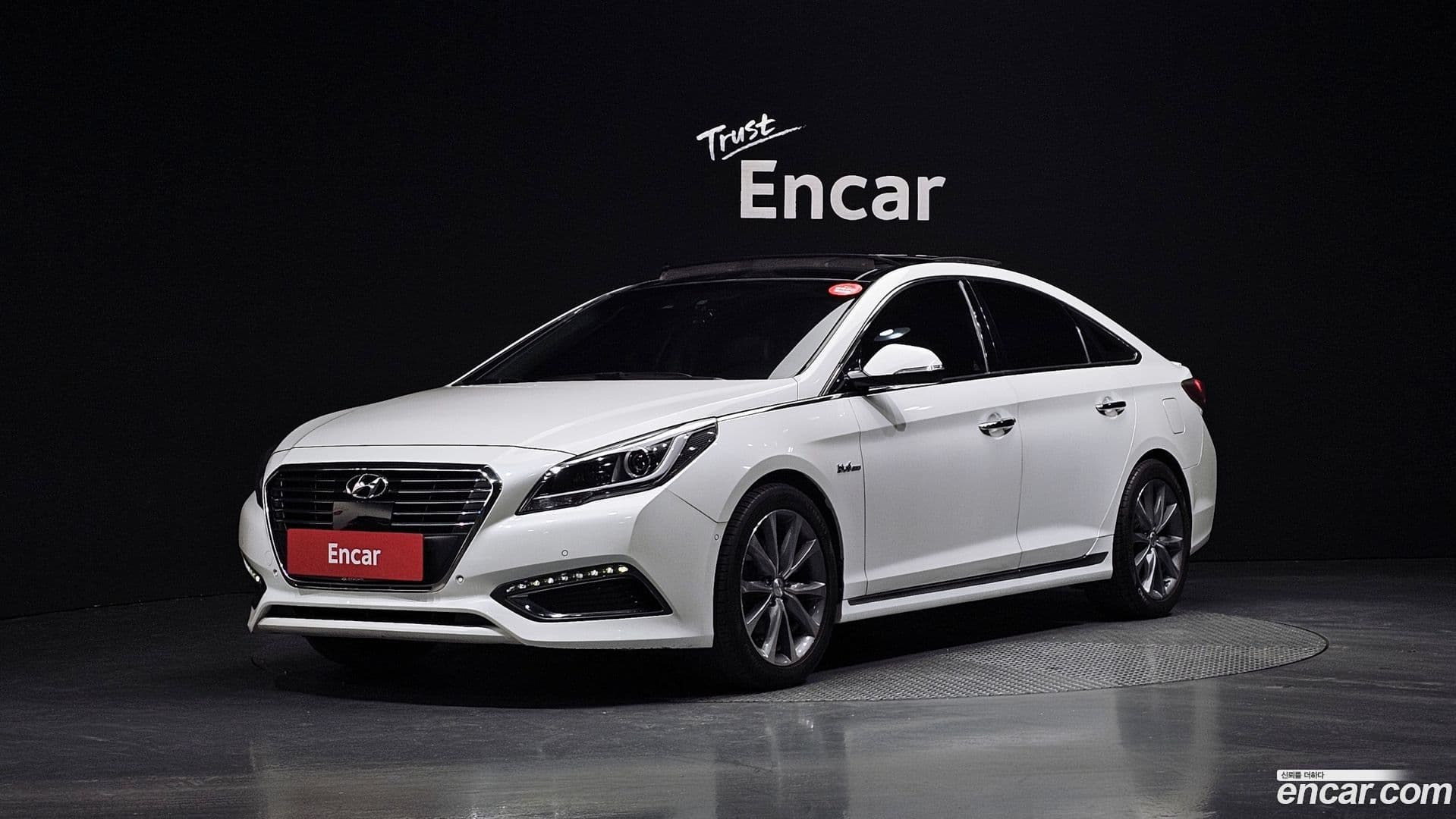 Main__Slider__Photo:Sonata Hyundai 2016.1-0