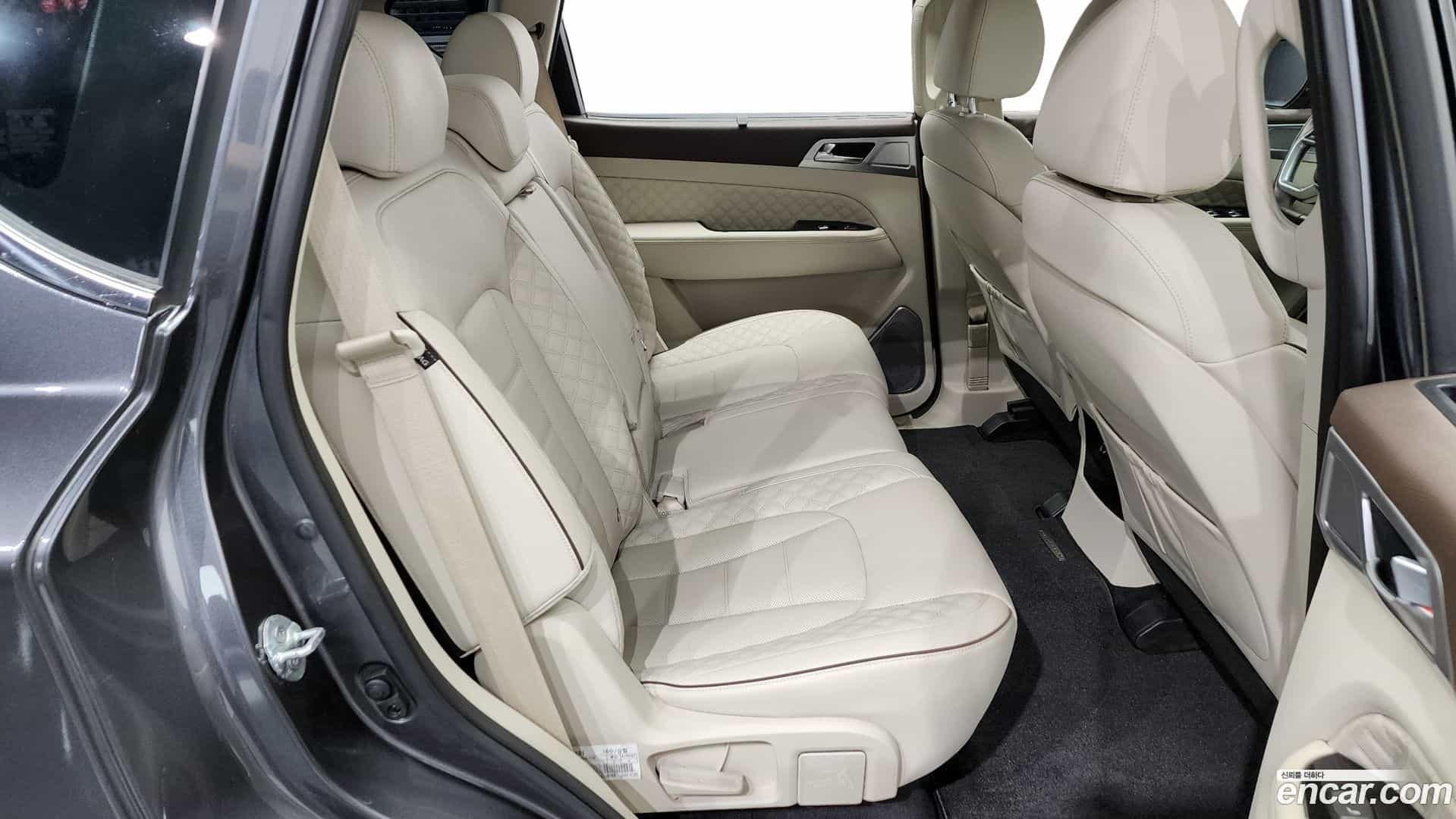 Rexton KG Mobility 2020.10-OPTION-016