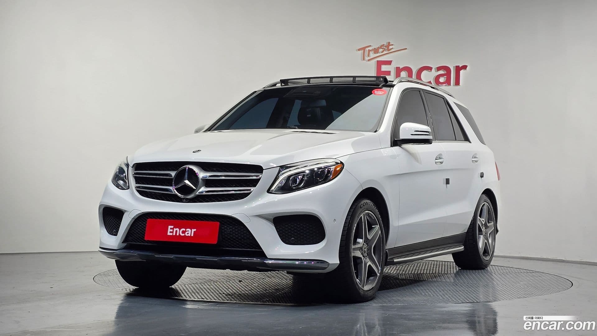 Main__Slider__Photo:GLE-Class Mercedes-Benz 2018.2-0